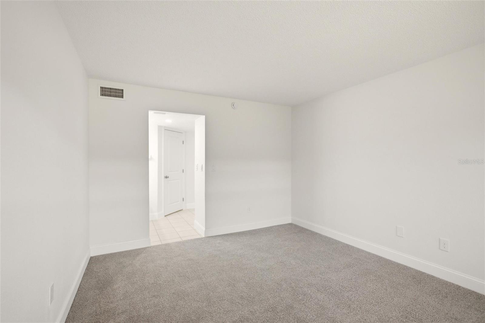 22333 Edgewater Dr #c2 Property Photo 16