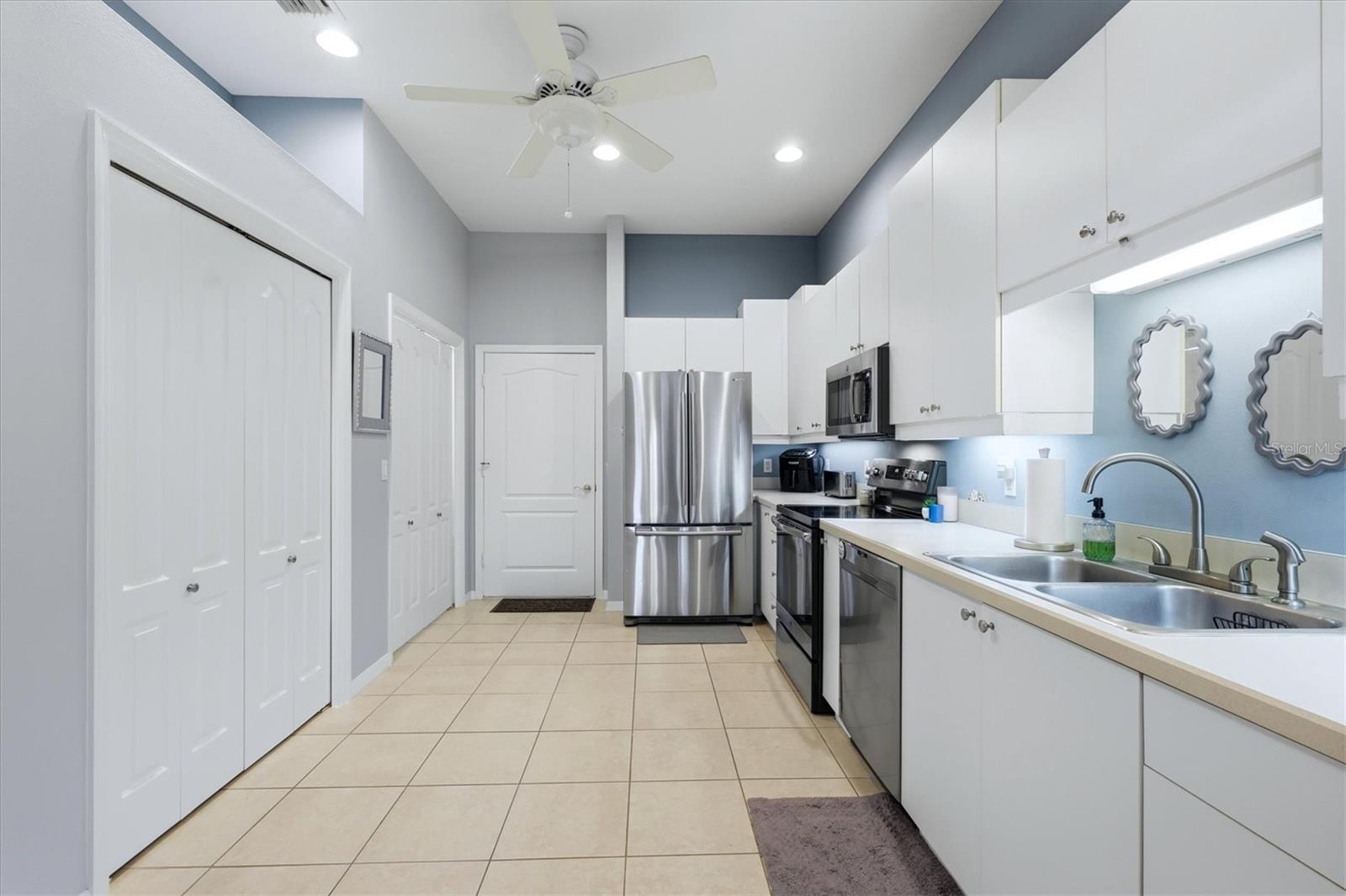 2175 Lynx Run Property Photo 6