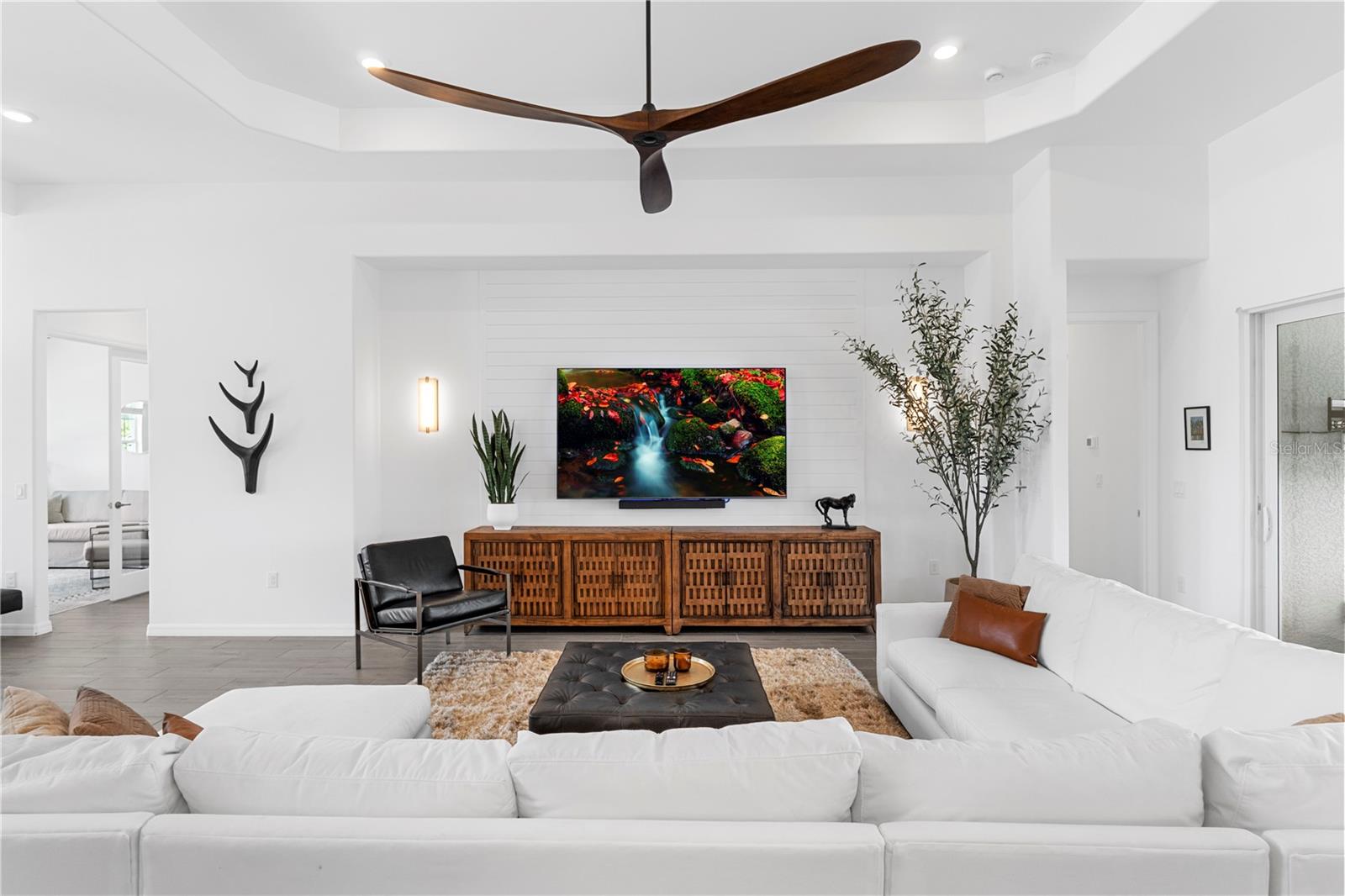 15860 Cranes Marsh Ct Property Photo 17