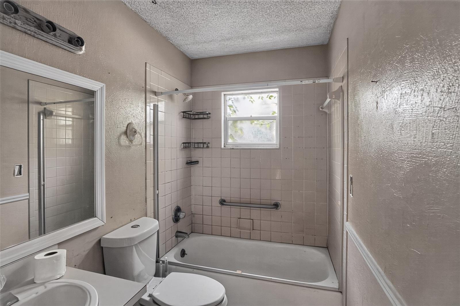 4340 Ne 25th Ter Property Photo 21