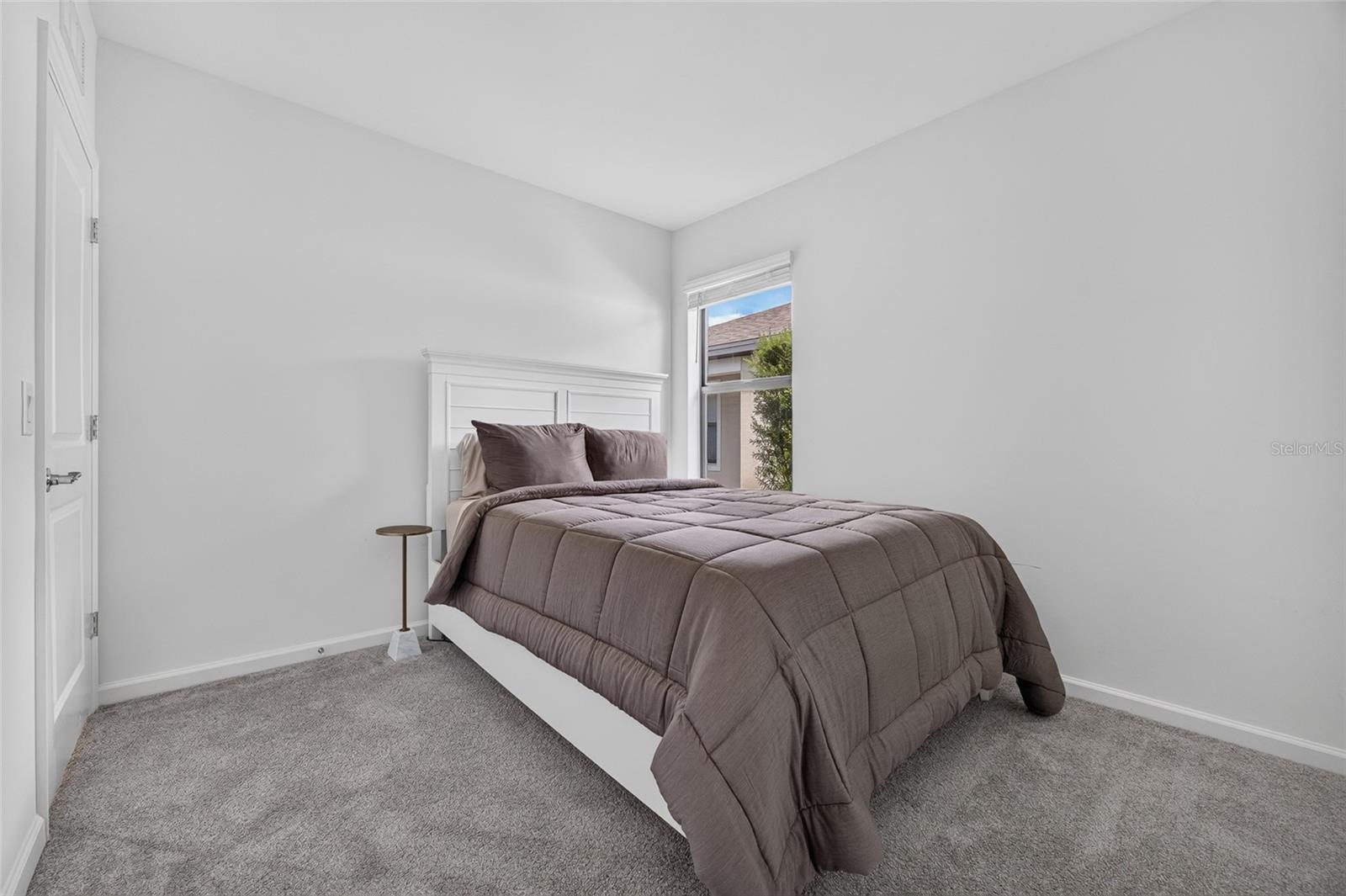 6492 Silverstar Dr Property Photo 18