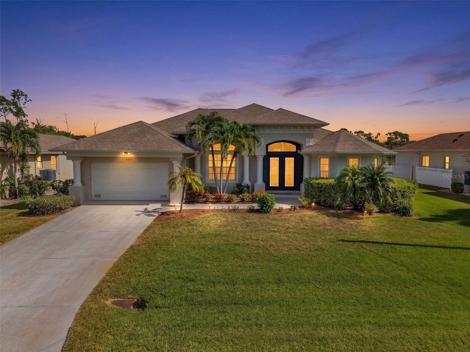 1146 ROTONDA CIR Property Photo 1
