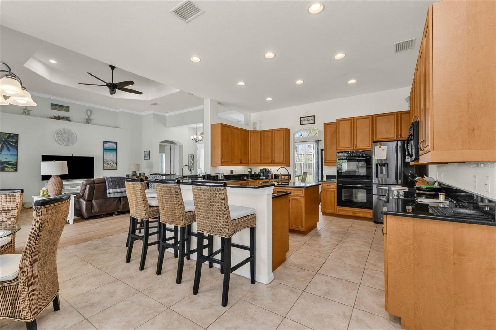 1146 Rotonda Cir Property Photo 10