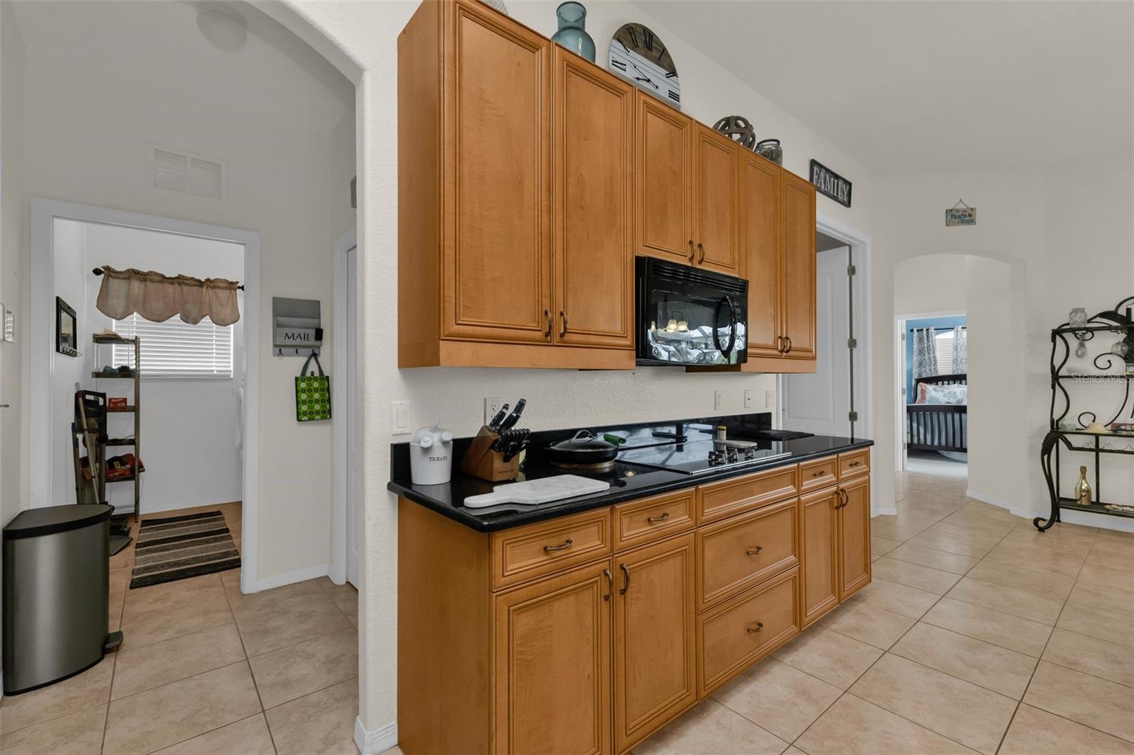 1146 Rotonda Cir Property Photo 15
