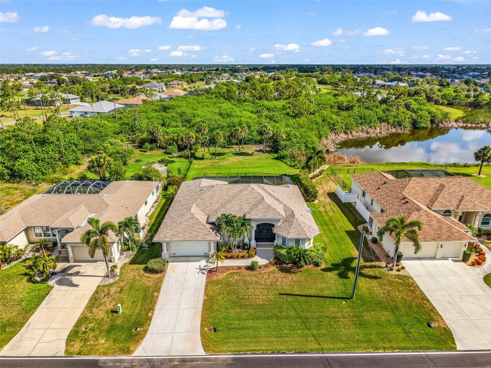 1146 Rotonda Cir Property Photo 40