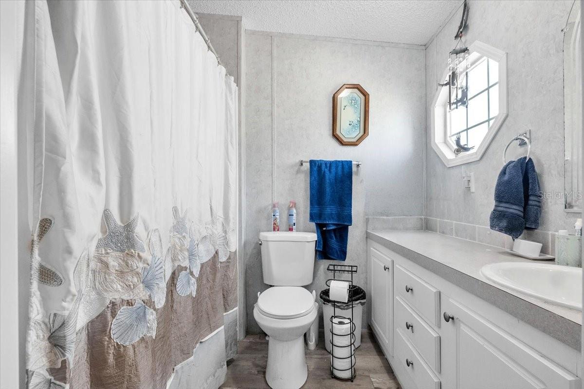 6801 Bernadean Blvd Property Photo 18