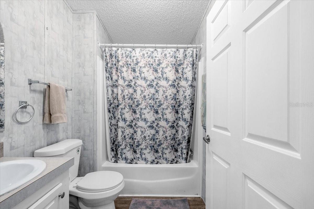 6801 Bernadean Blvd Property Photo 23