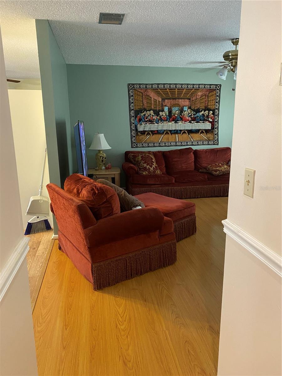 8503 Gaillard Ave Property Photo 4