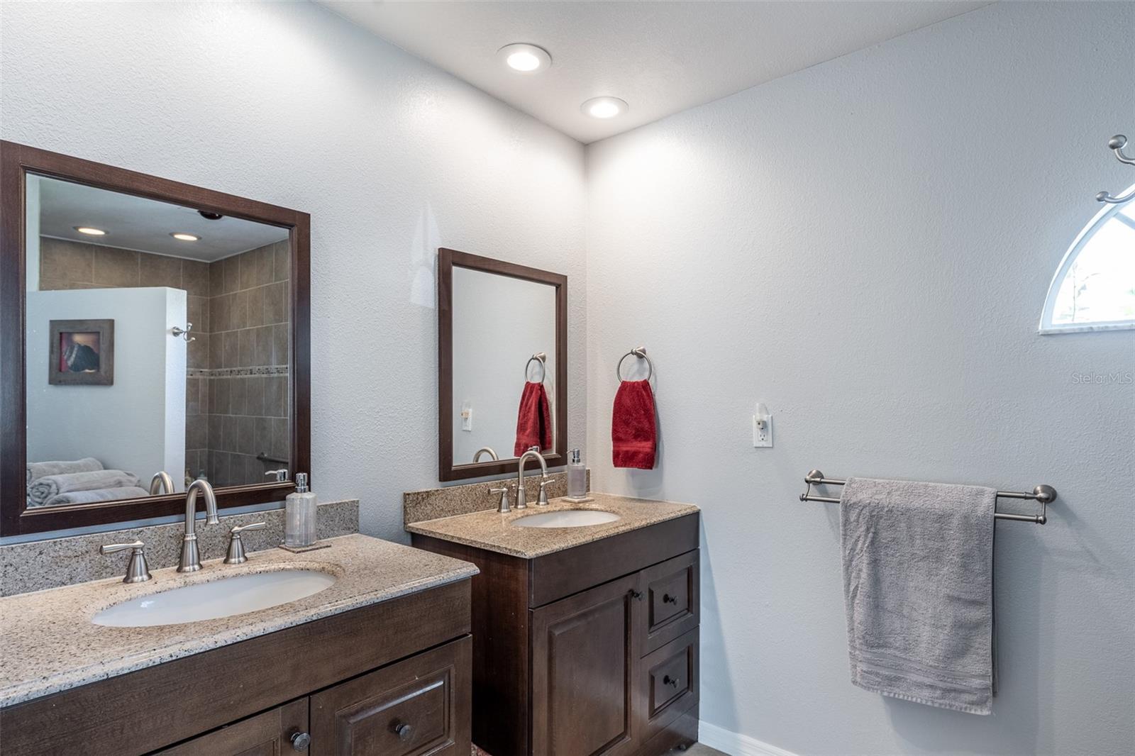 538 W Cashew Property Photo 19