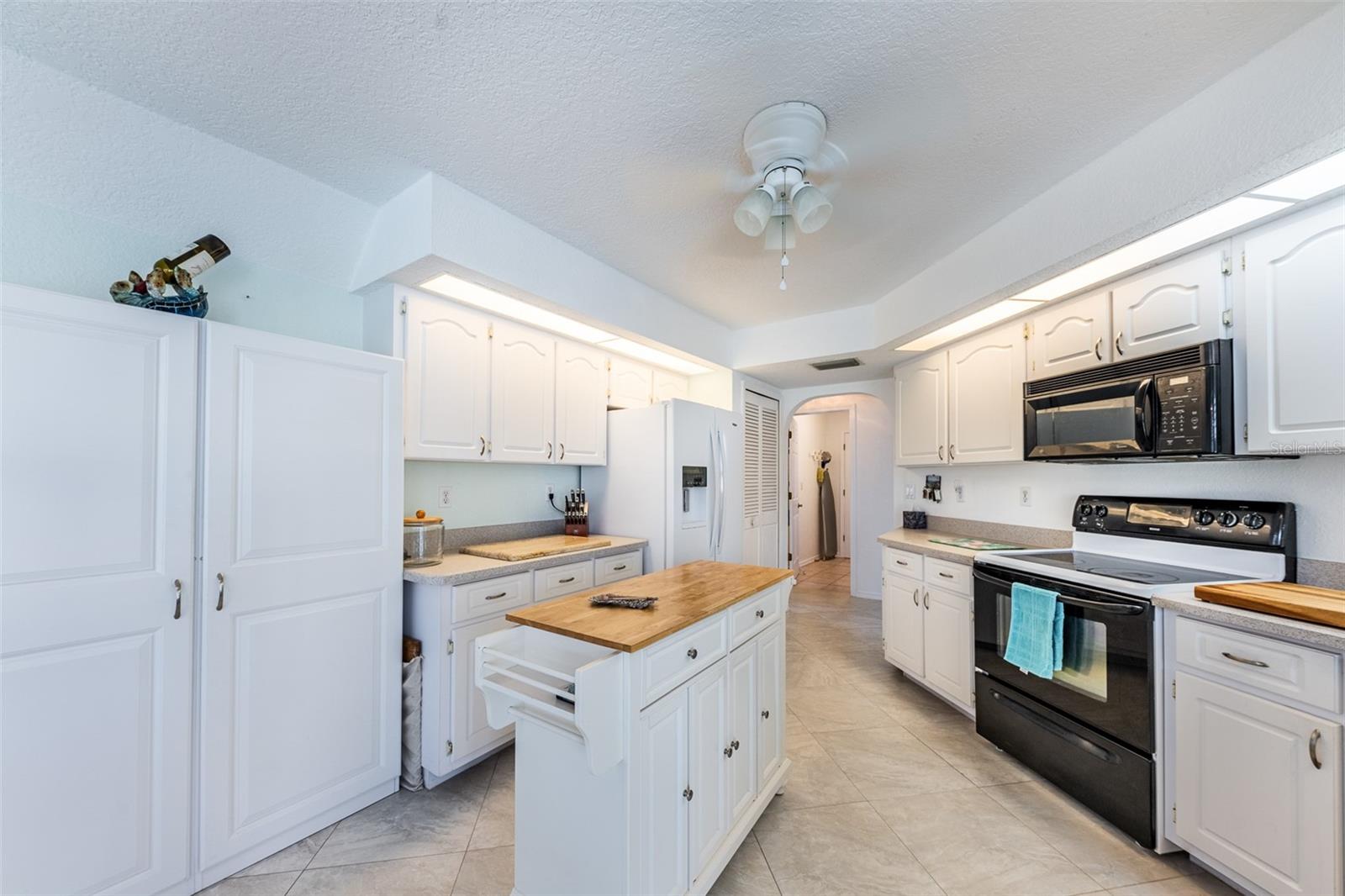 538 W Cashew Property Photo 25