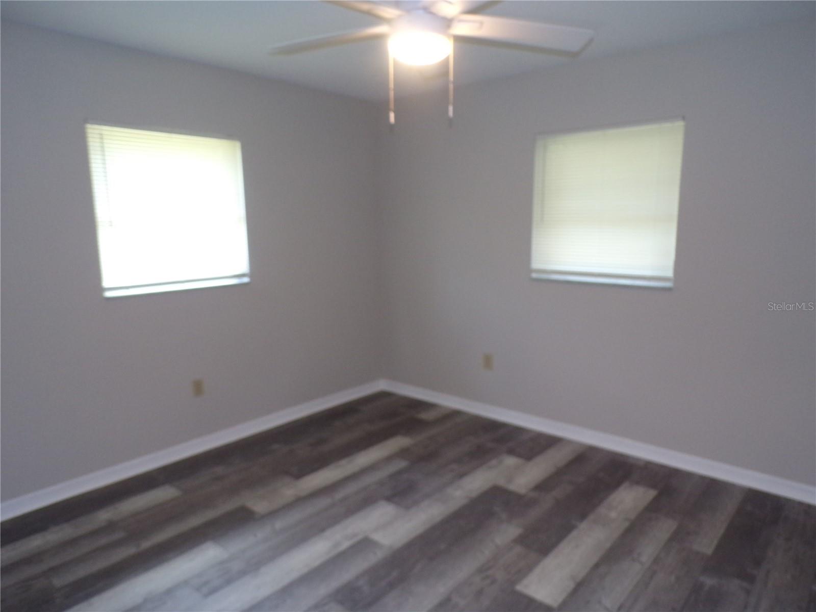 1088 Melville Rd #a Property Photo 7