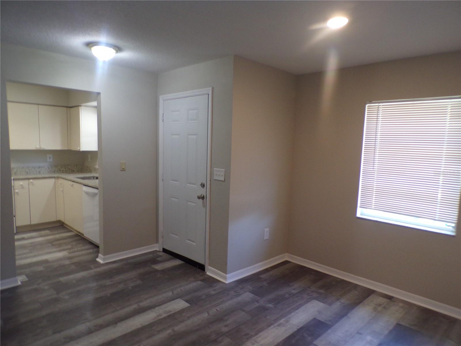 1088 Melville Rd #a Property Photo 16