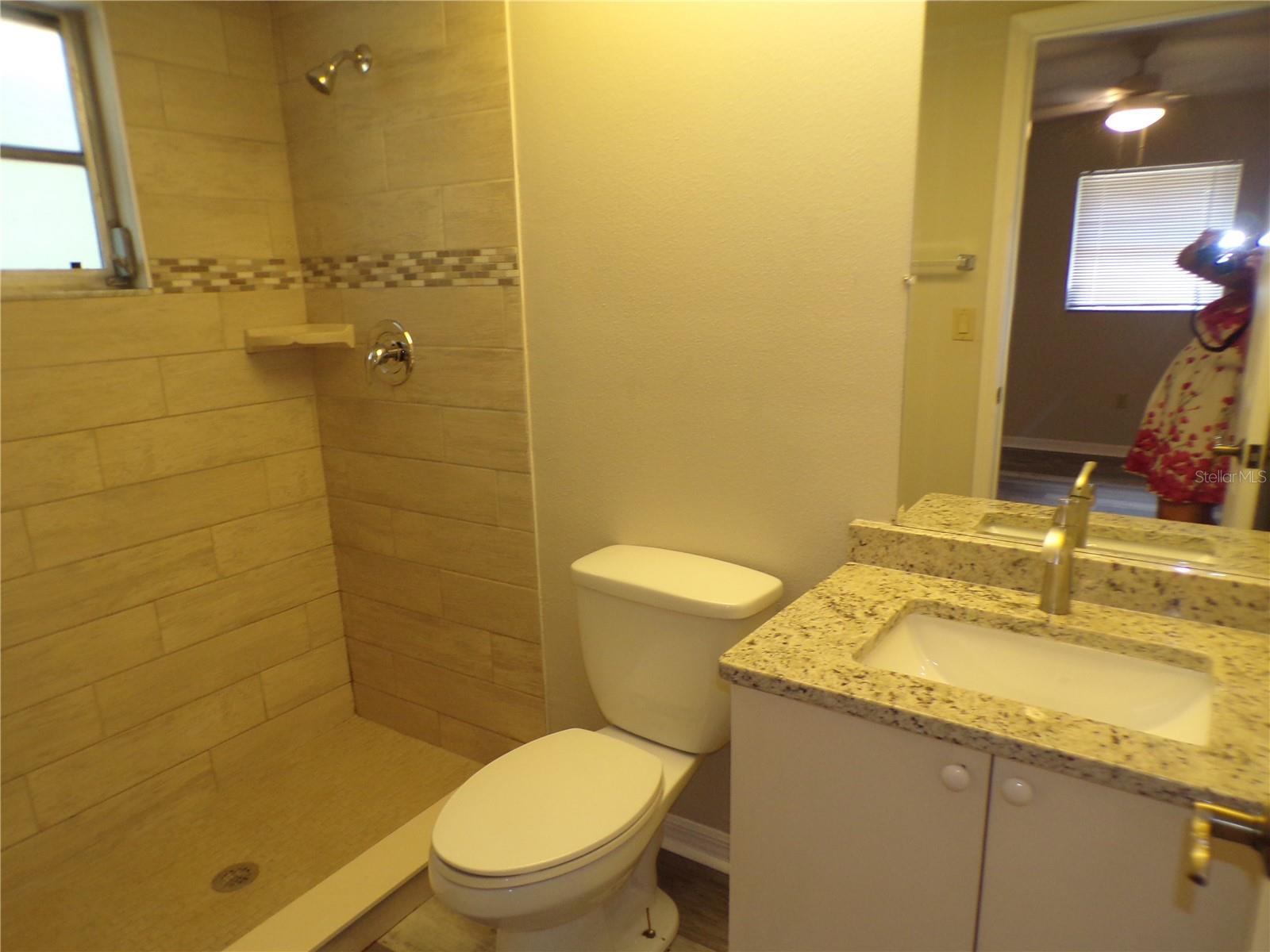 1088 Melville Rd #a Property Photo 28