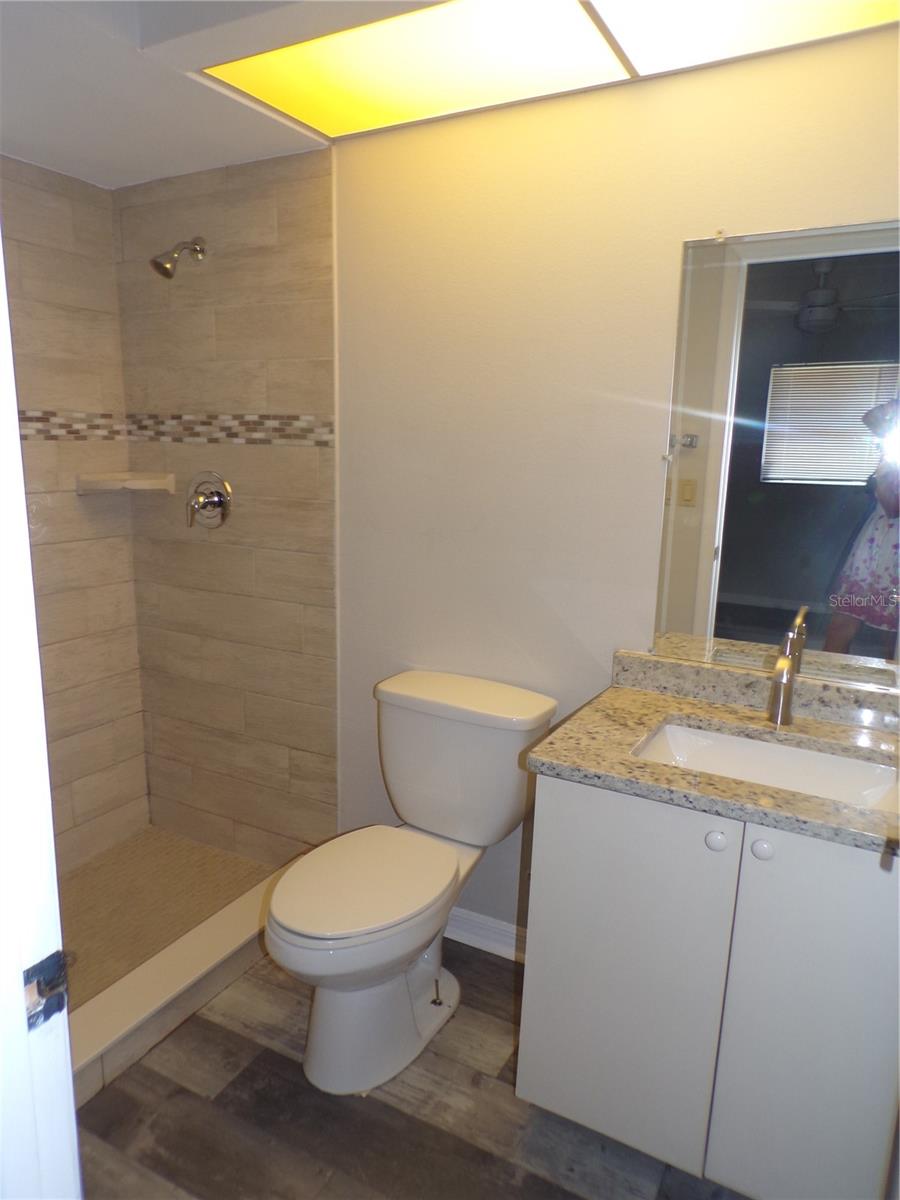 1088 Melville Rd #a Property Photo 30