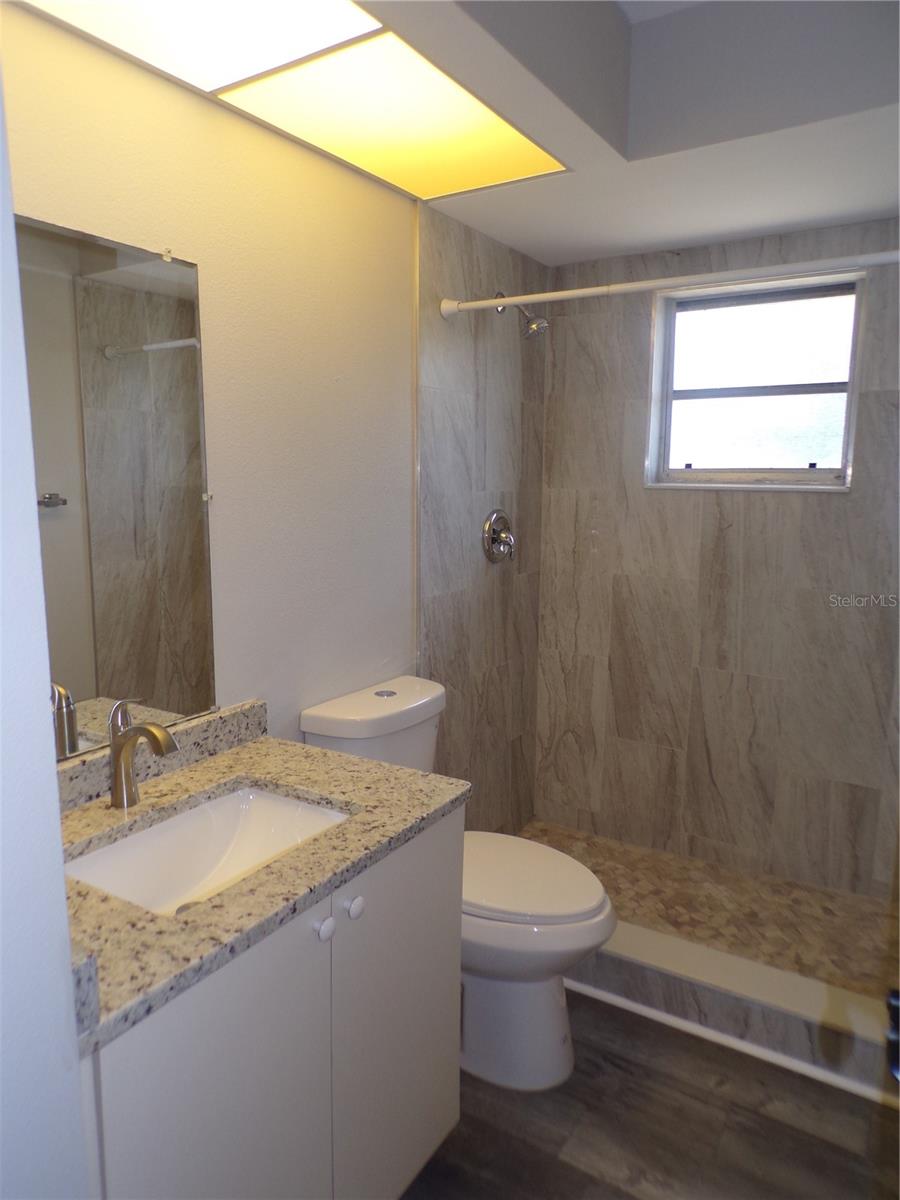 1088 Melville Rd #a Property Photo 31