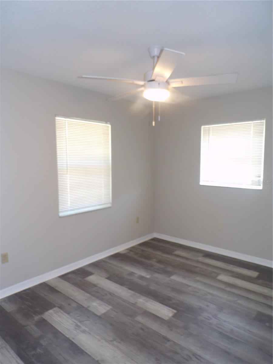 1088 Melville Rd #a Property Photo 32