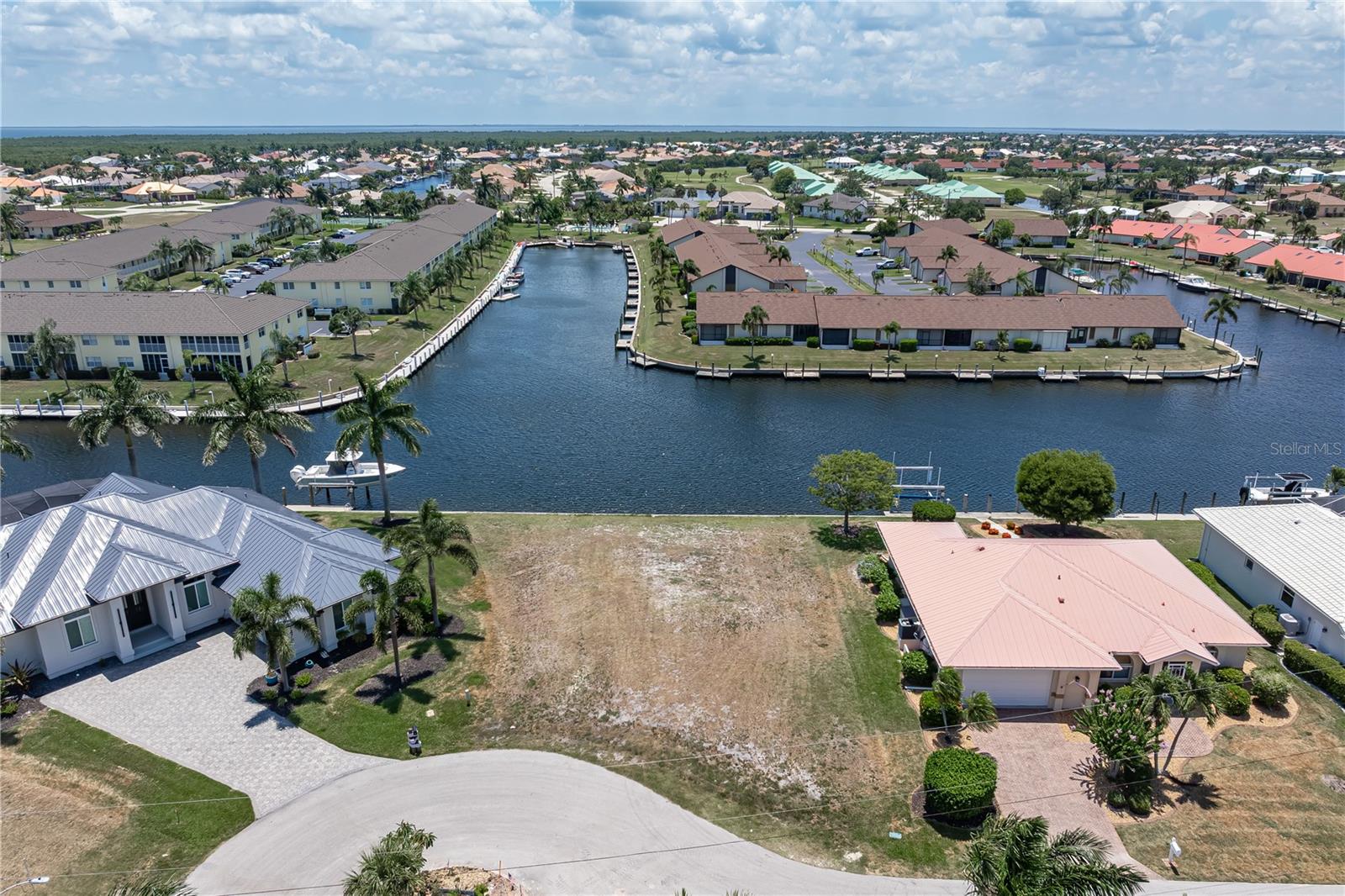 1474 Kittiwake Dr Property Photo 1