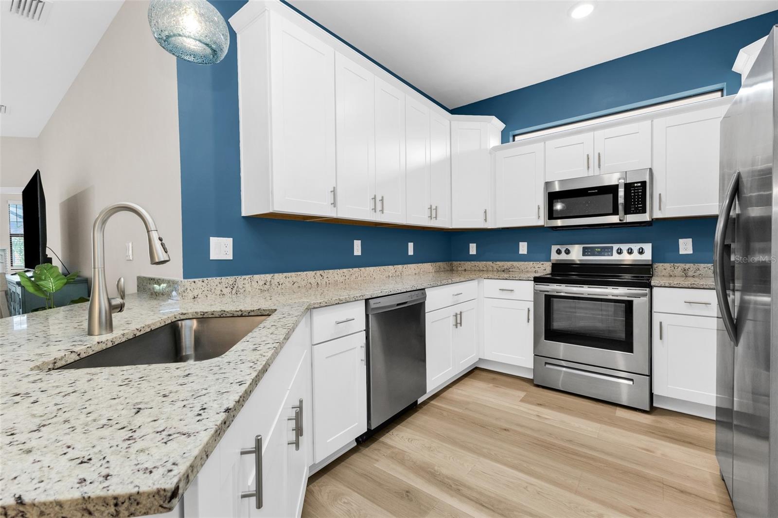 2017 Mackerel St Property Photo 9
