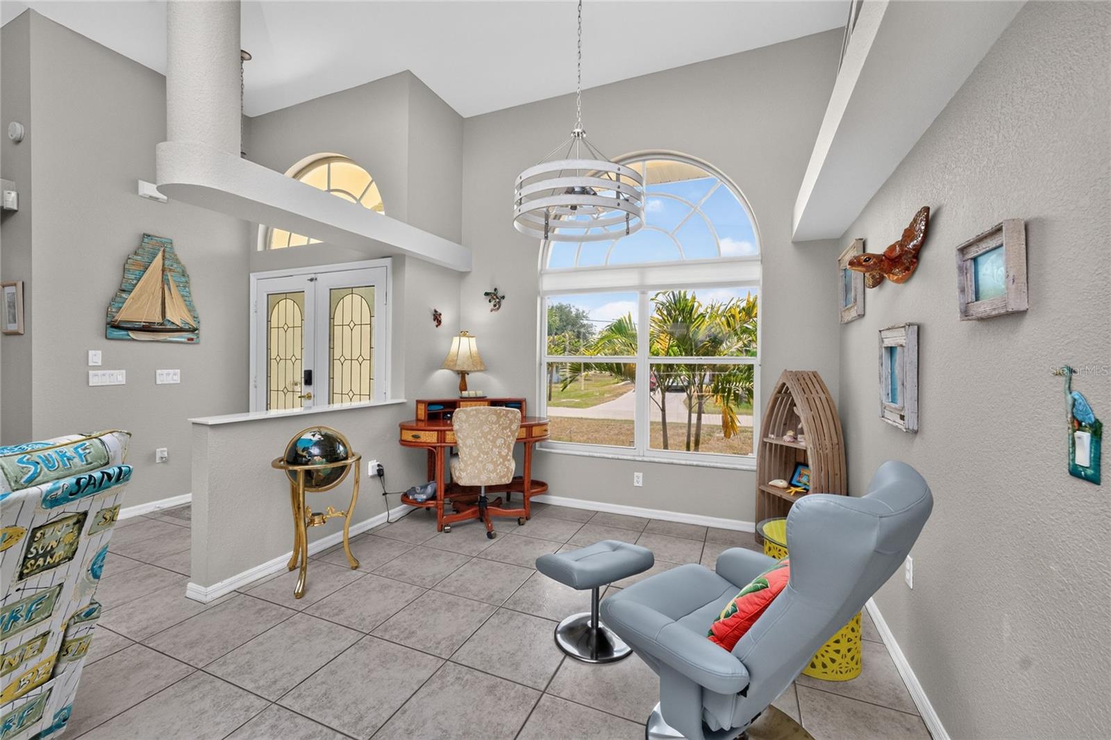 3015 Wisteria Pl Property Photo 4