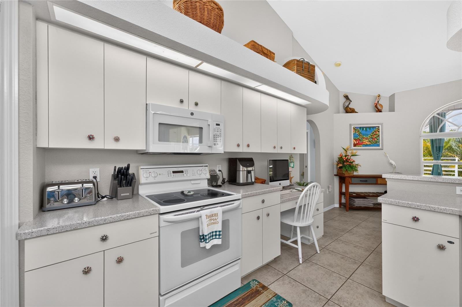 3015 Wisteria Pl Property Photo 18