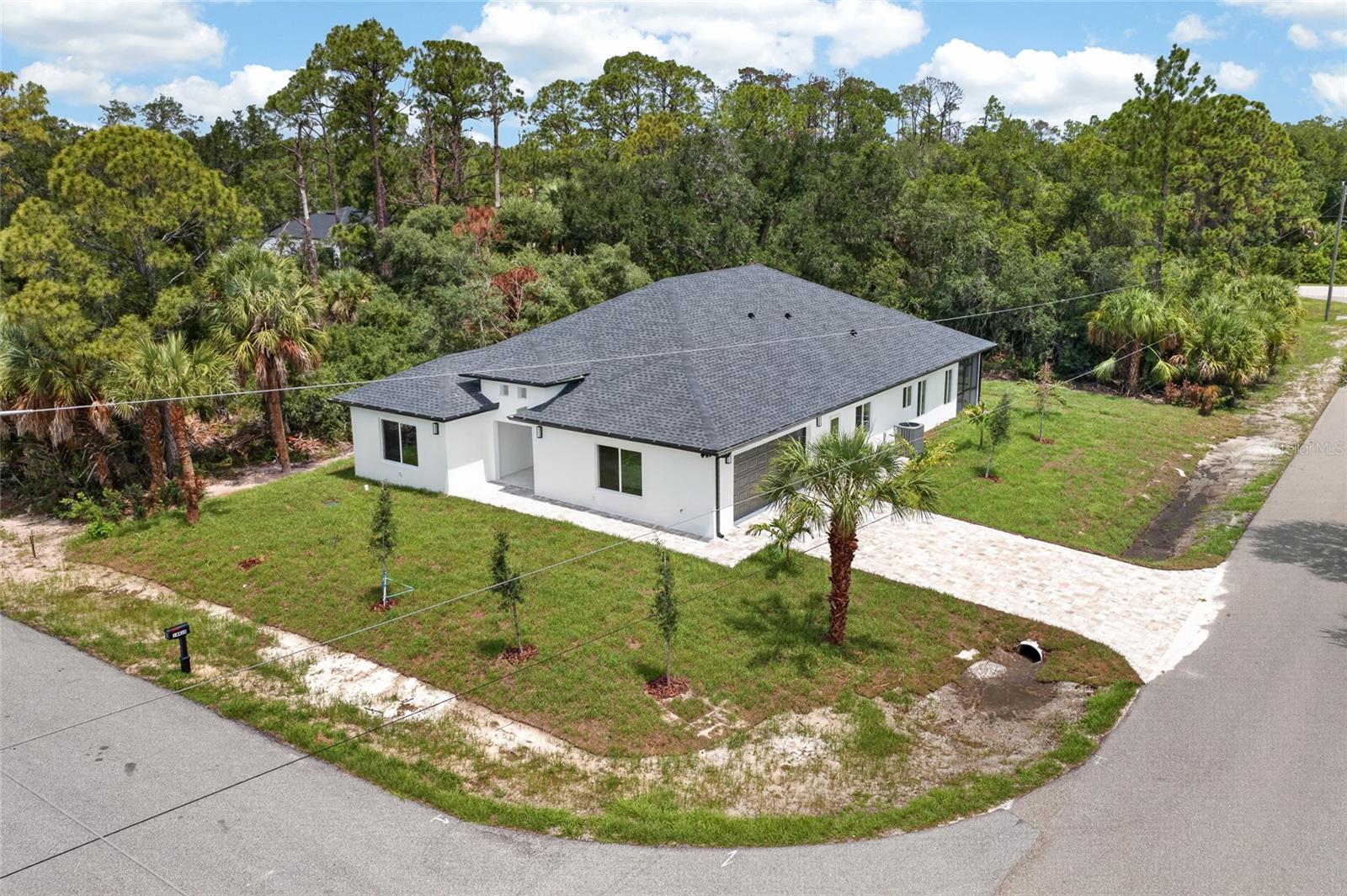 1177 Commerce St Property Photo 41
