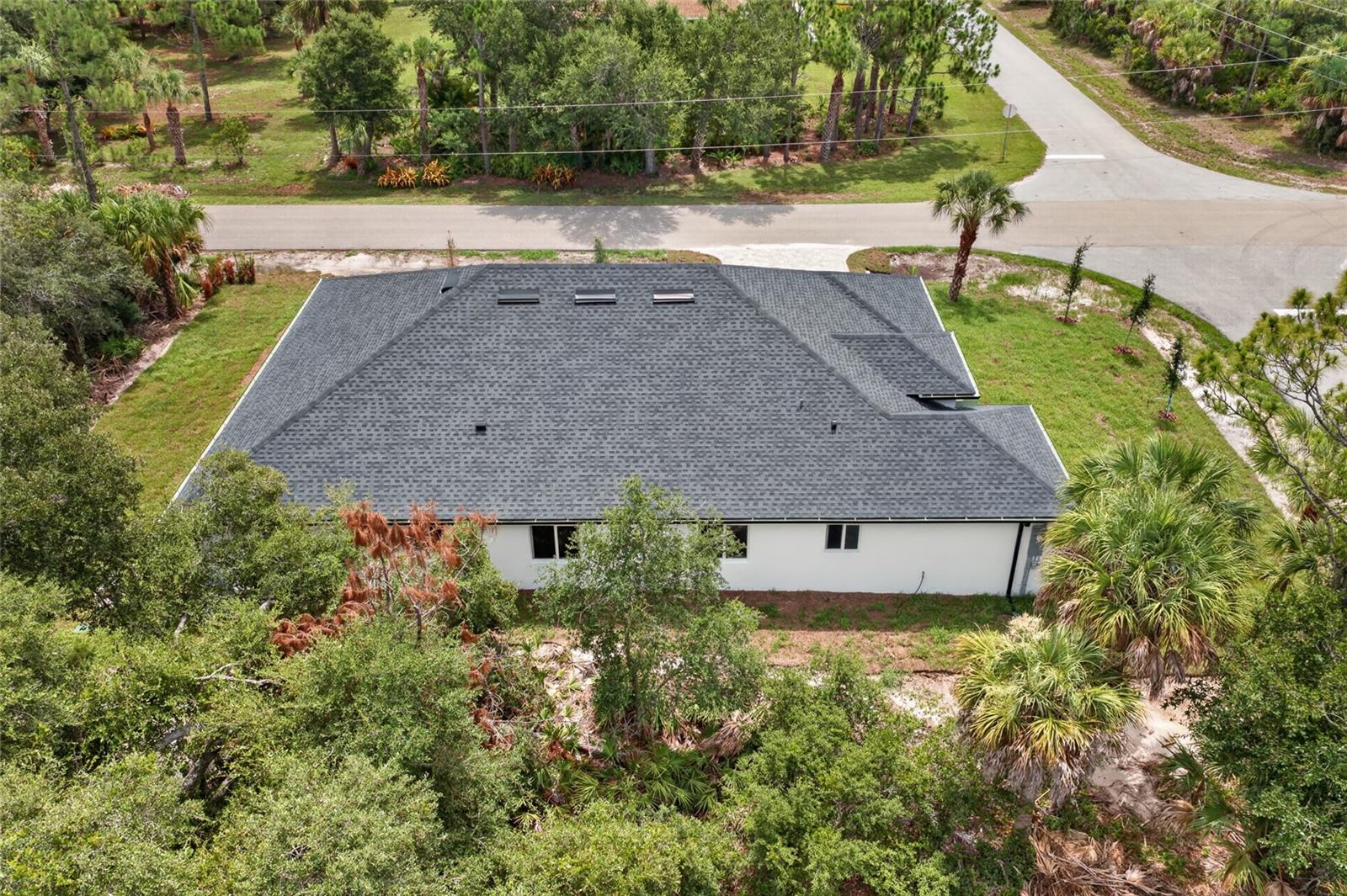 1177 Commerce St Property Photo 45