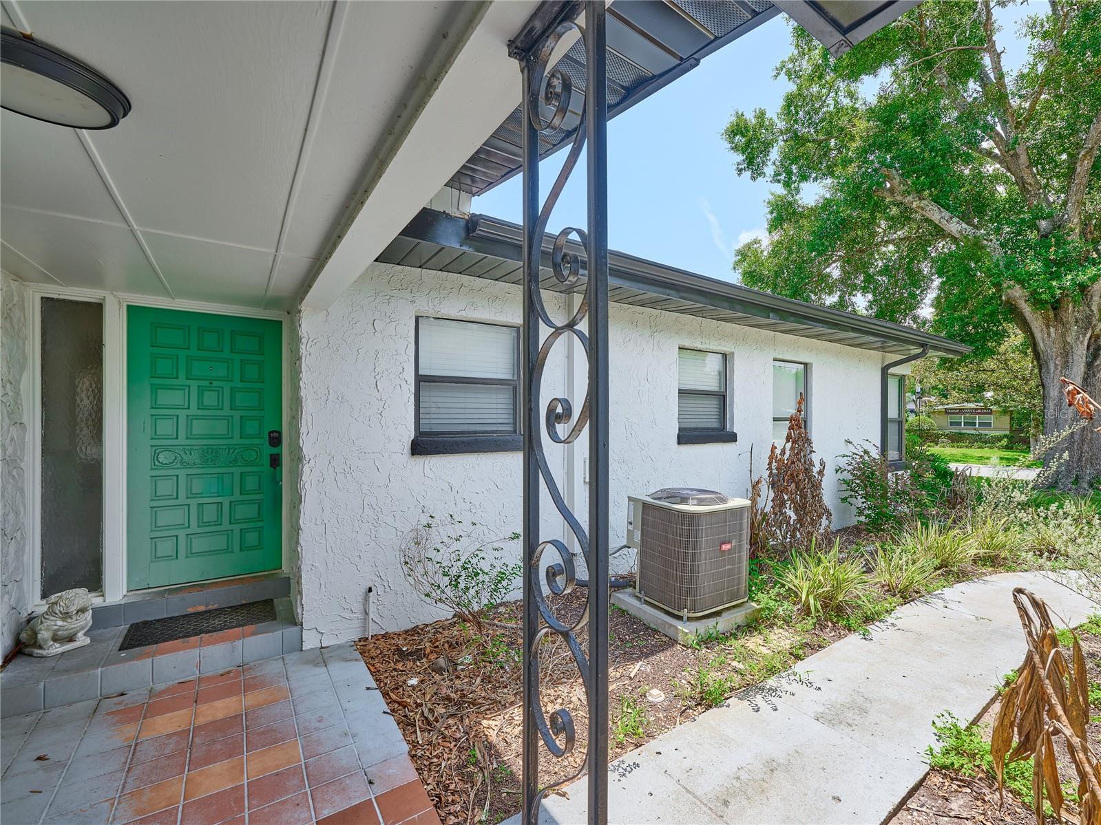 1100 Cornell Dr Property Photo 14