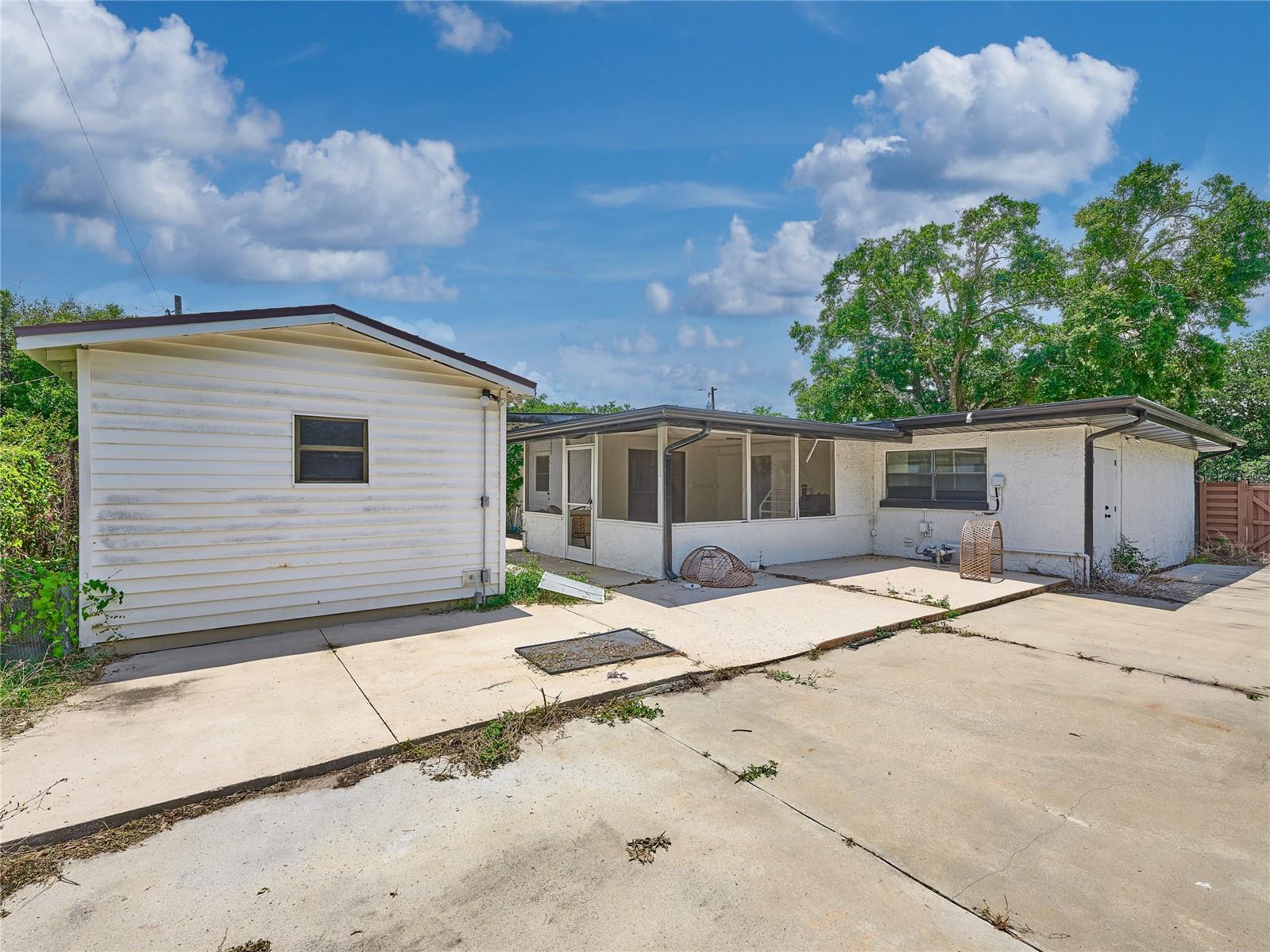 1100 Cornell Dr Property Photo 28