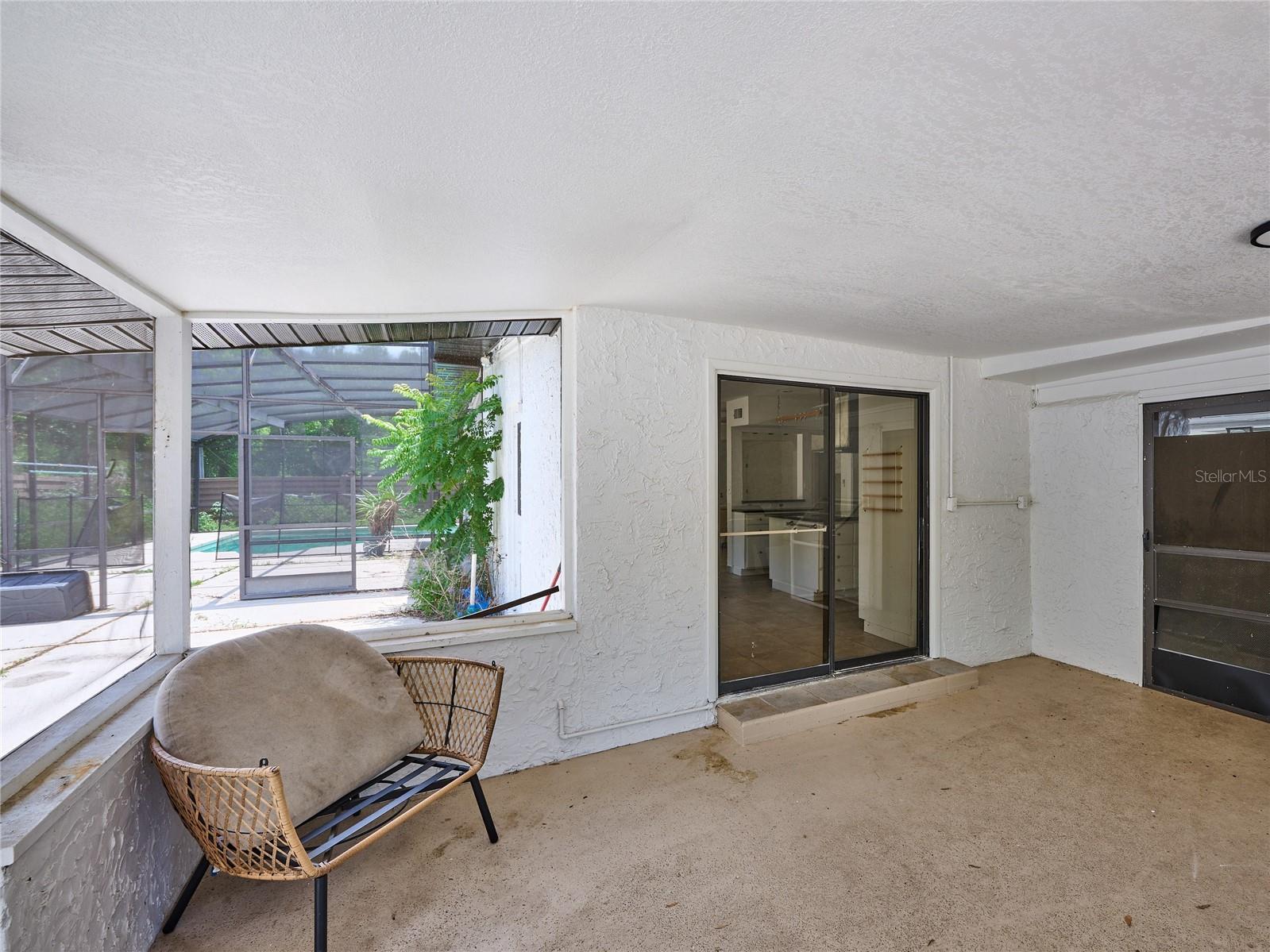 1100 Cornell Dr Property Photo 29
