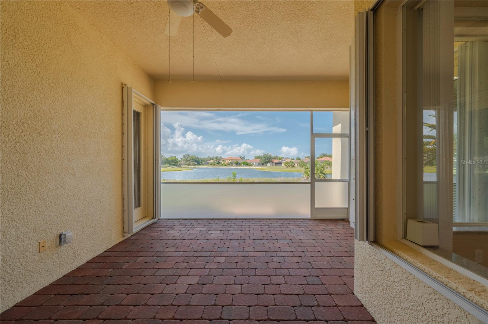 24311 Riverfront Dr Property Photo 46