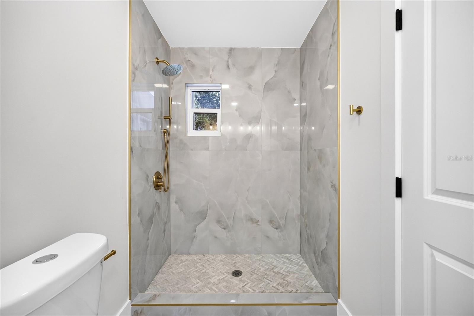 27385 Voyageur Dr Property Photo 28
