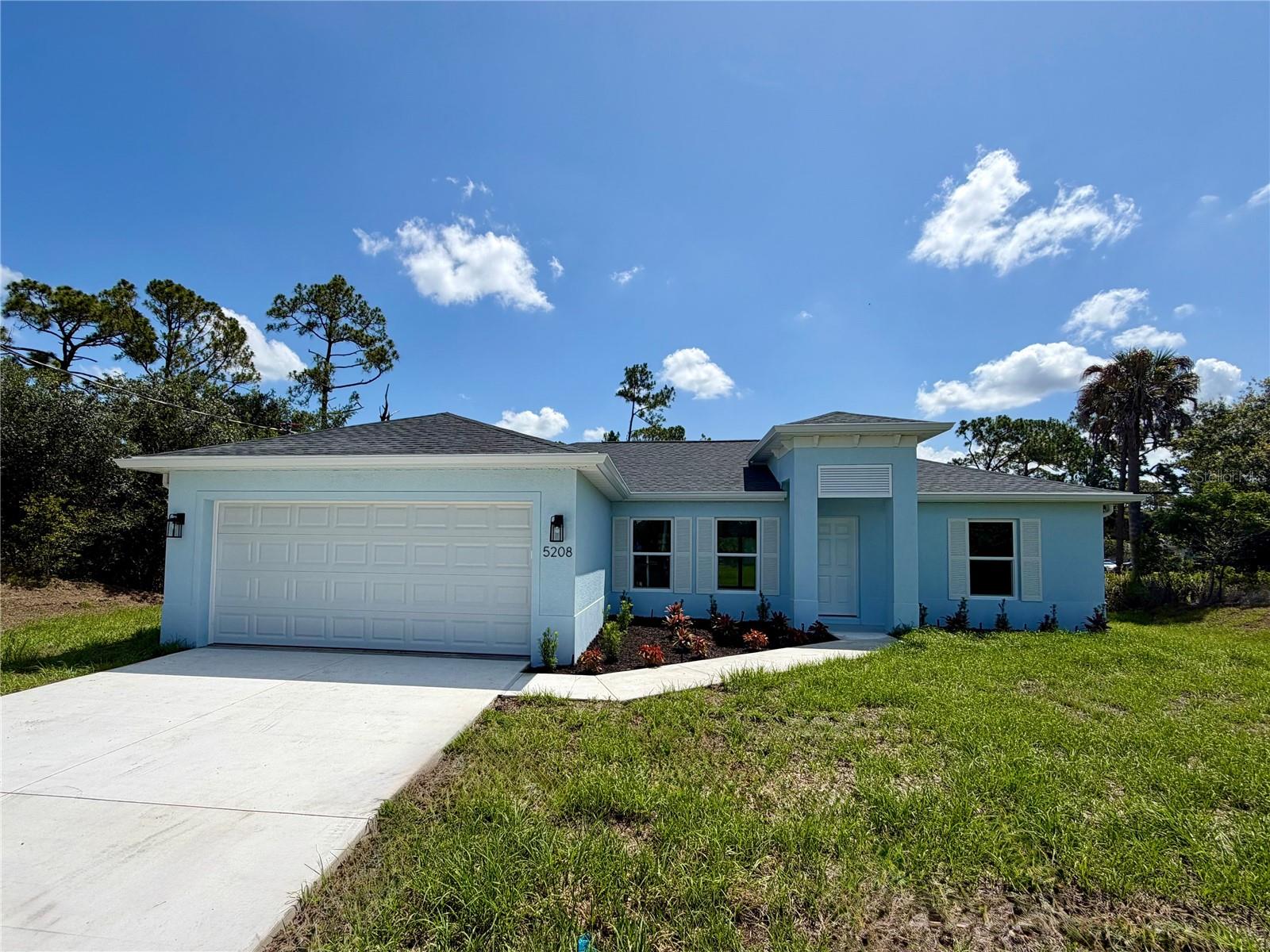 5208 CITRON RD Property Photo 1