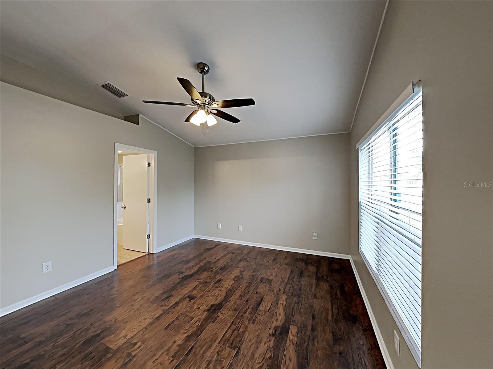 10328 Soaring Eagle Dr Property Photo 11