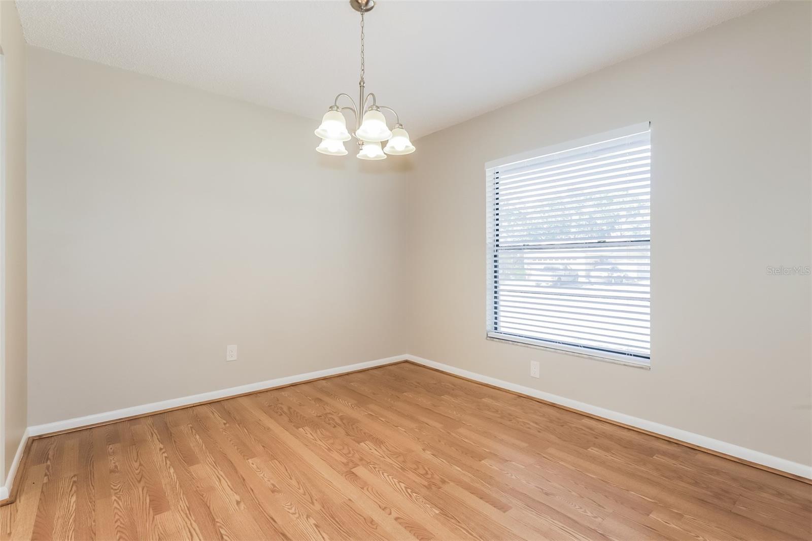 762 Isleton Dr Property Photo 3