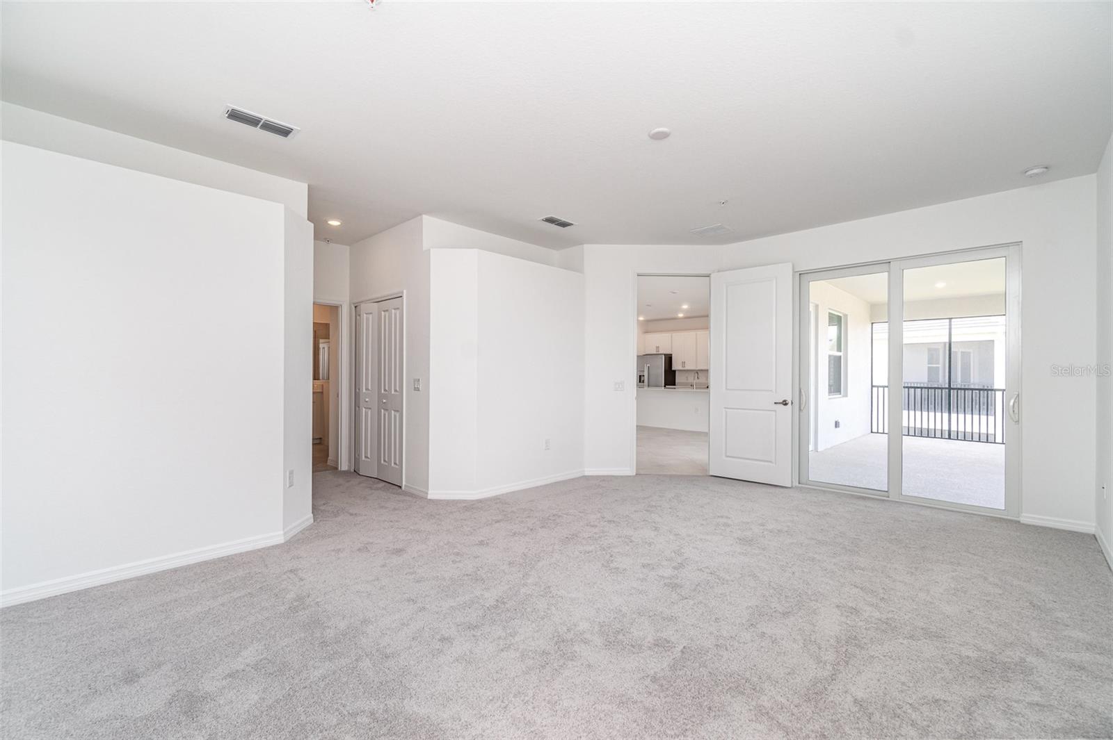 15194 Bluffton Ln #1421 Property Photo 18