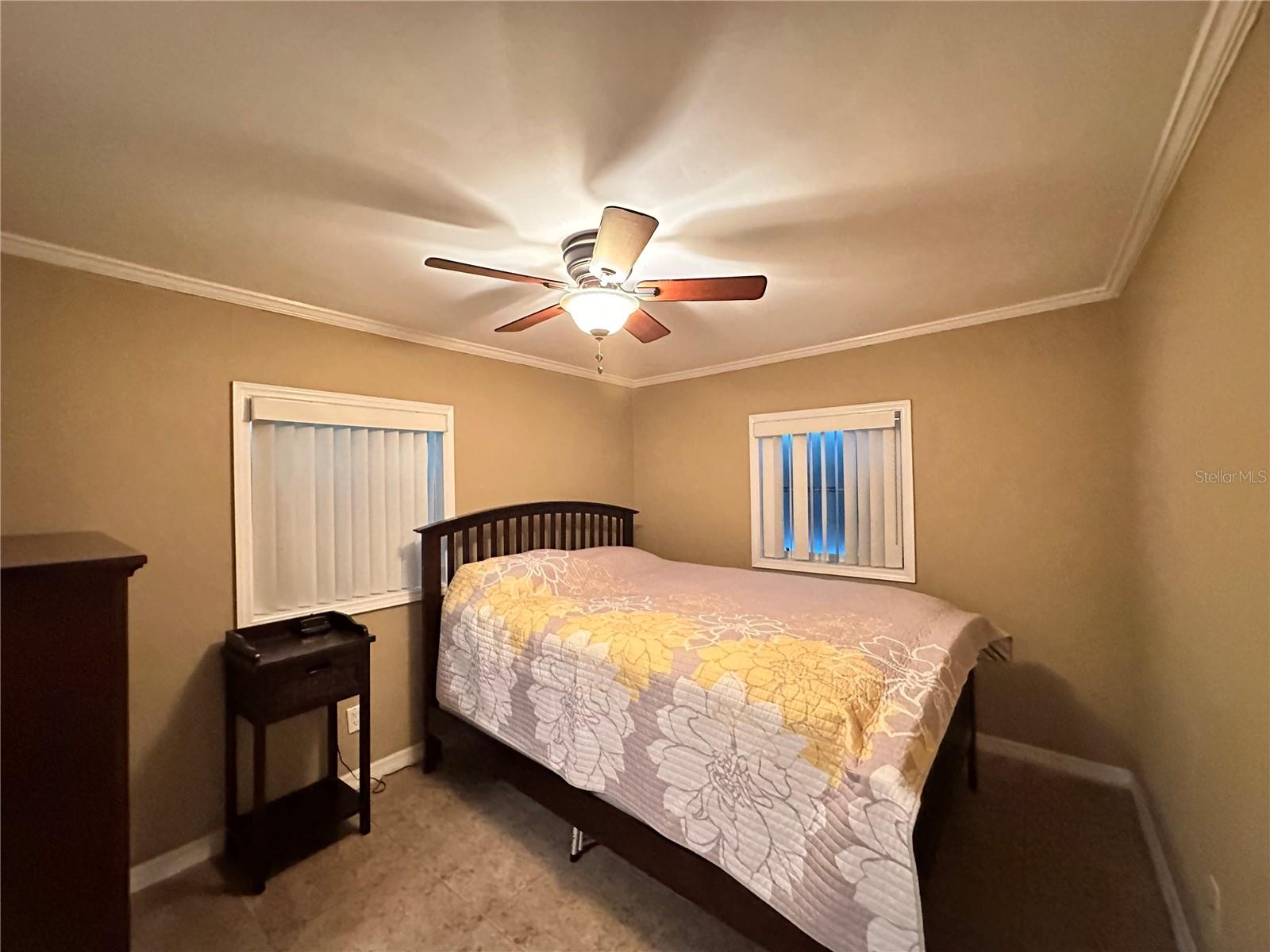 1230 Woodlawn Ave Property Photo 13