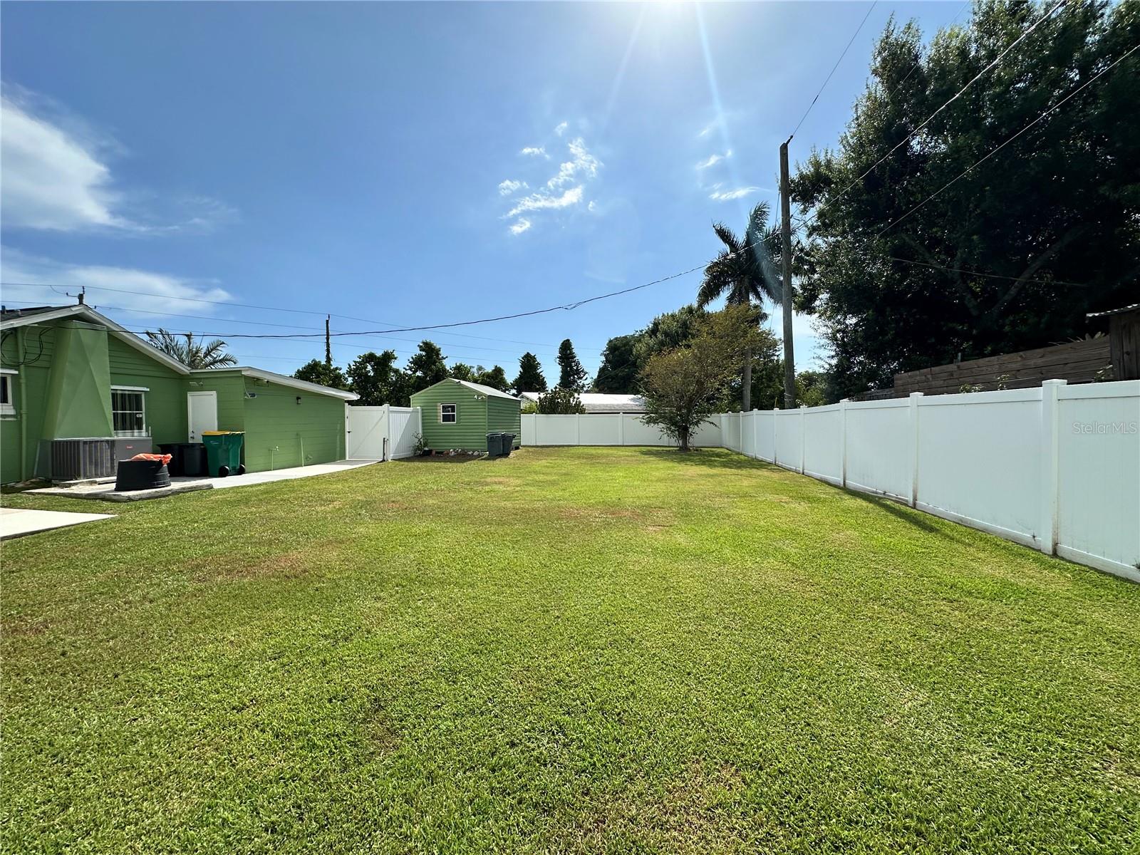 1230 Woodlawn Ave Property Photo 35