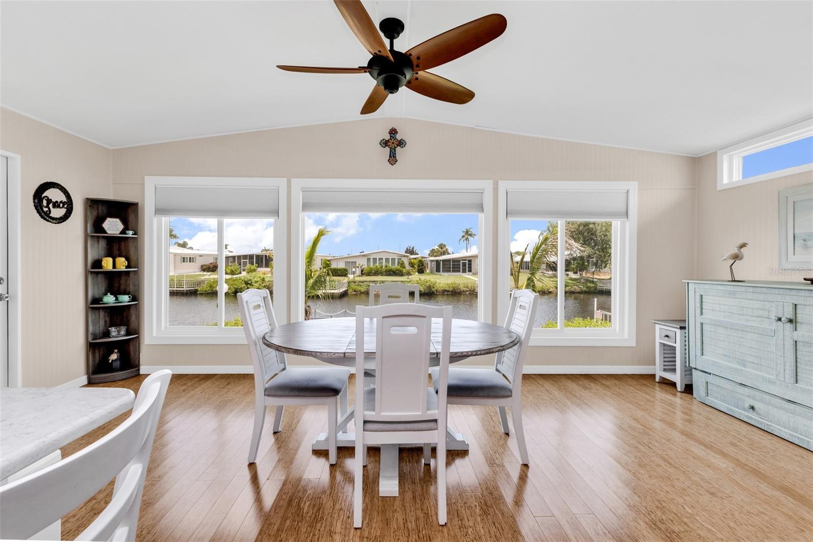 114 Martinique Rd Property Photo 23