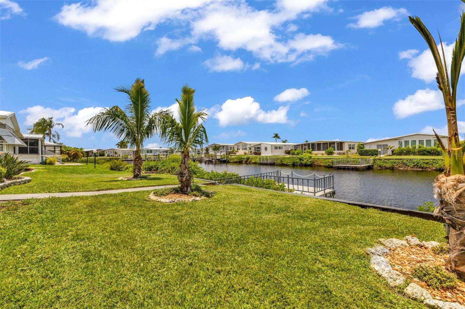 114 Martinique Rd Property Photo 41