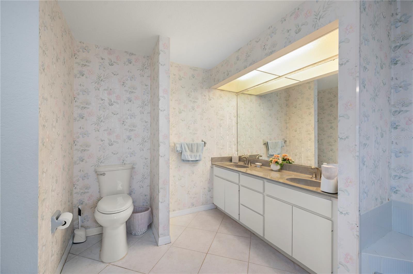 2231 Hamburg Ln Property Photo 24