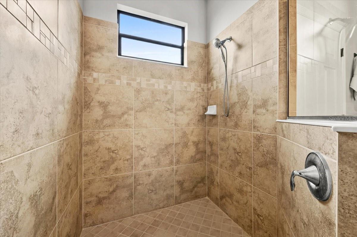 1835 Bobcat Trl Property Photo 47