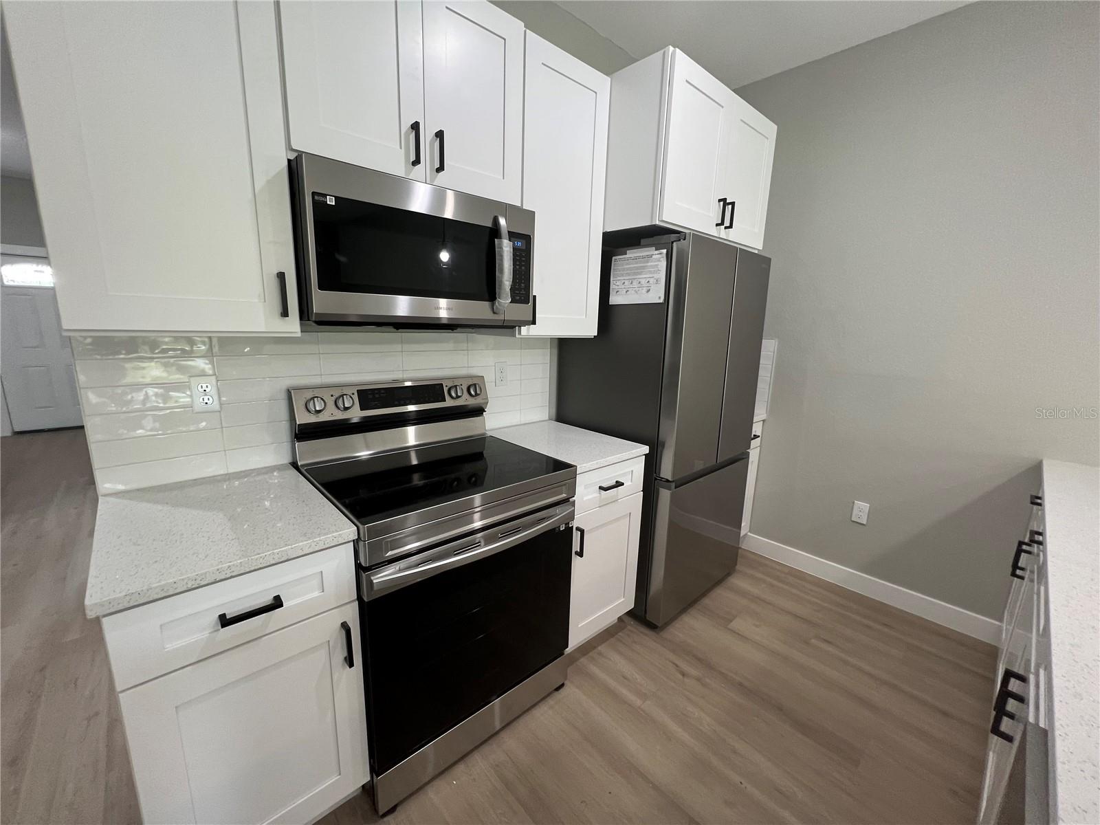 12130 Henley Ave Property Photo 2