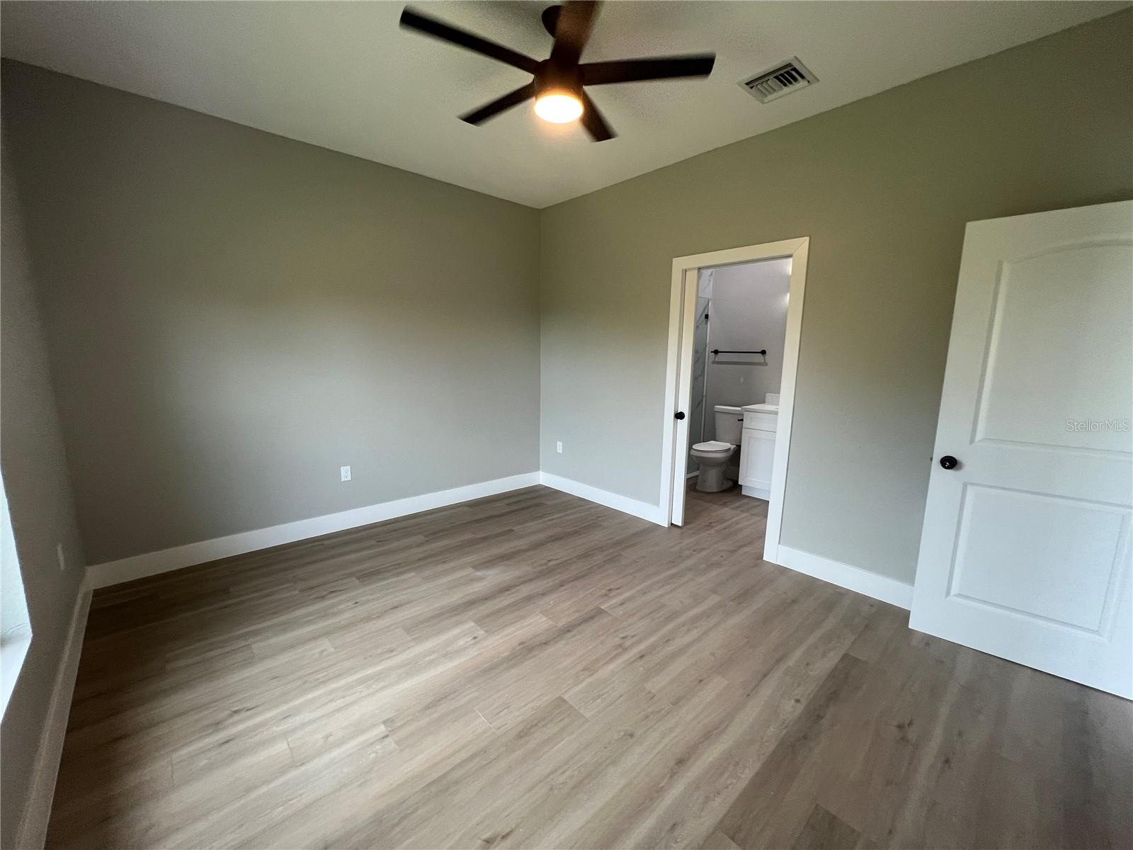 12130 Henley Ave Property Photo 14