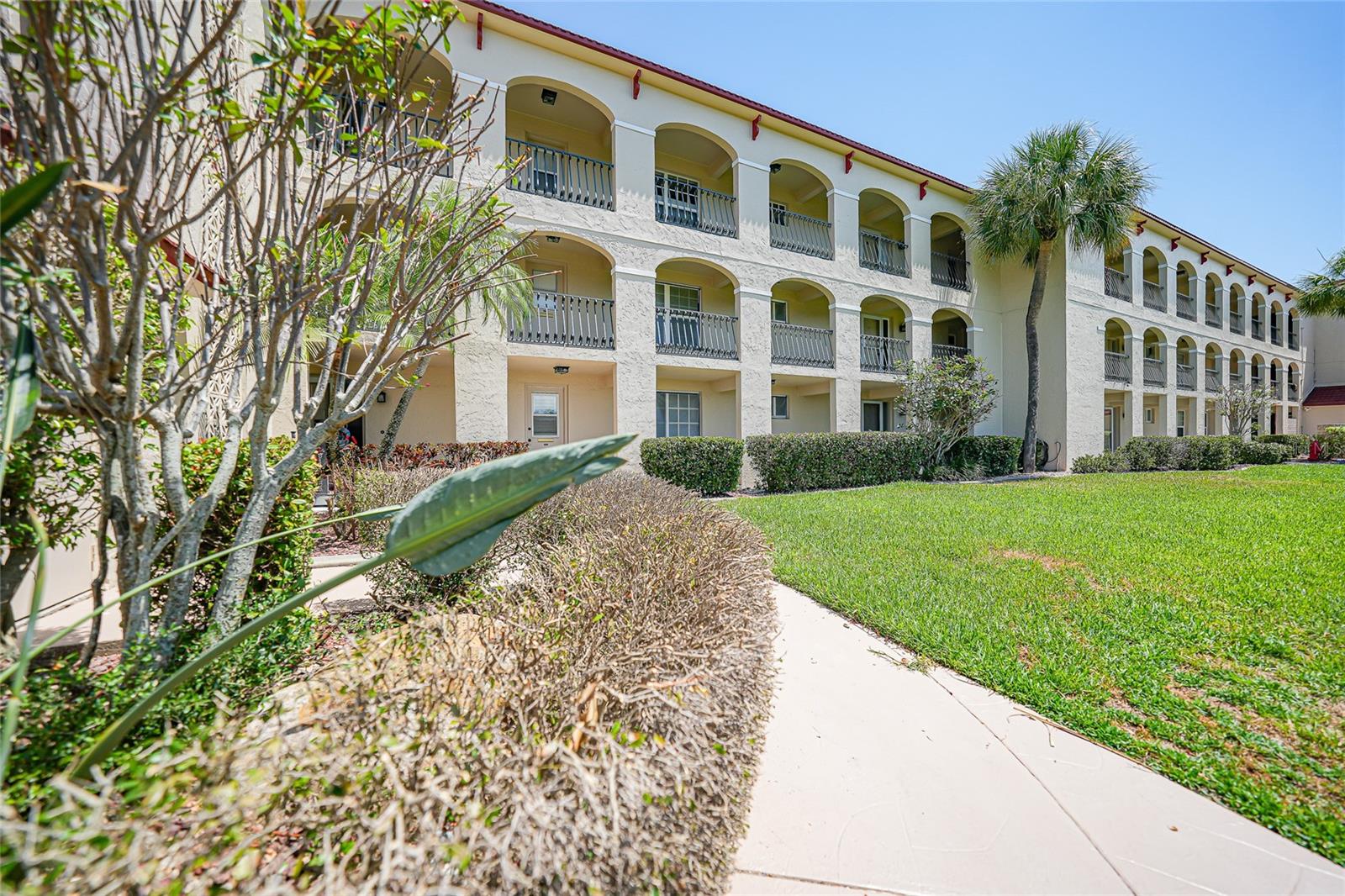 1 Colony Point Dr #a10 Property Photo 4