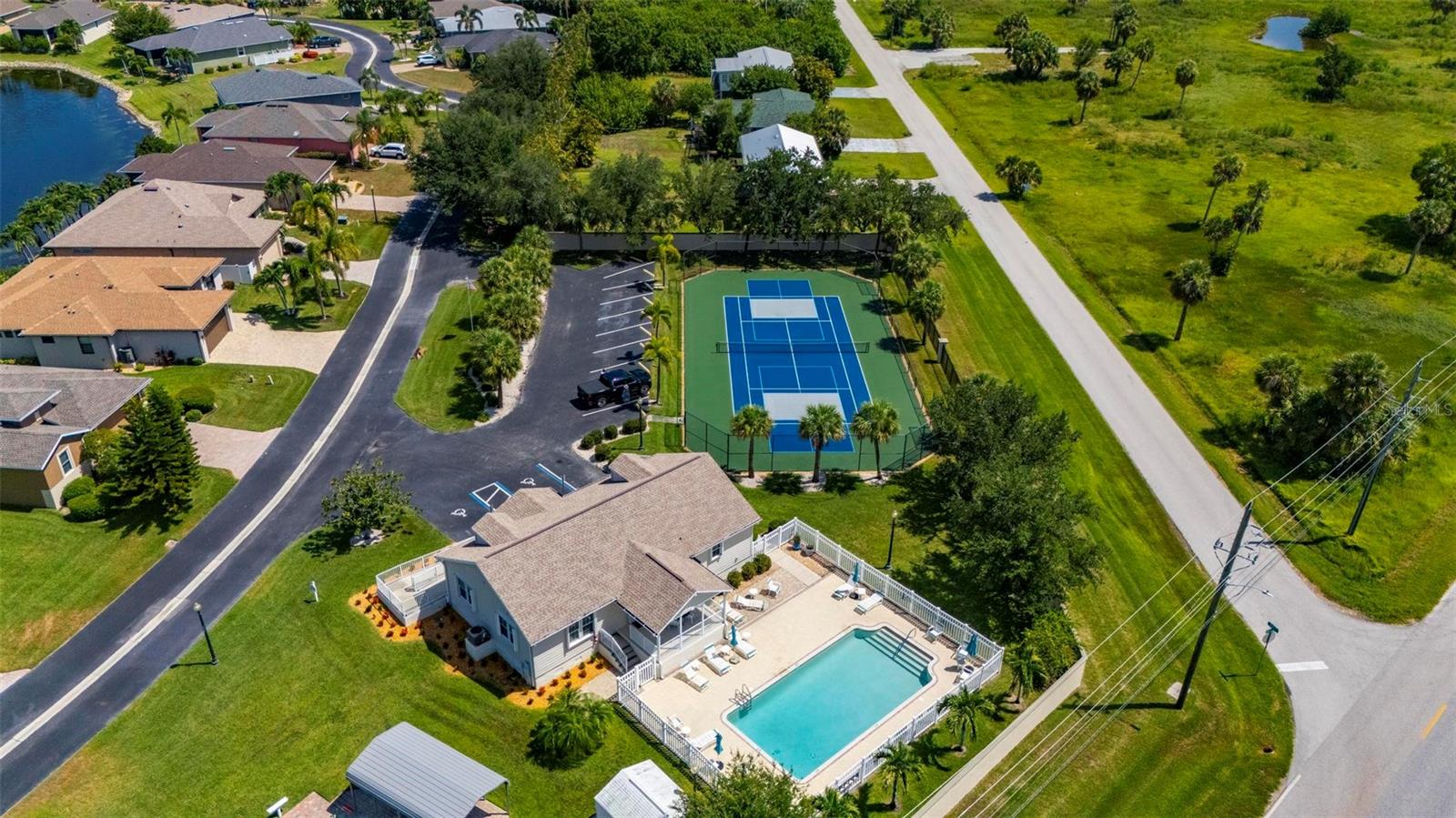 24604 Rio Villa Lakes Cir Property Photo 23