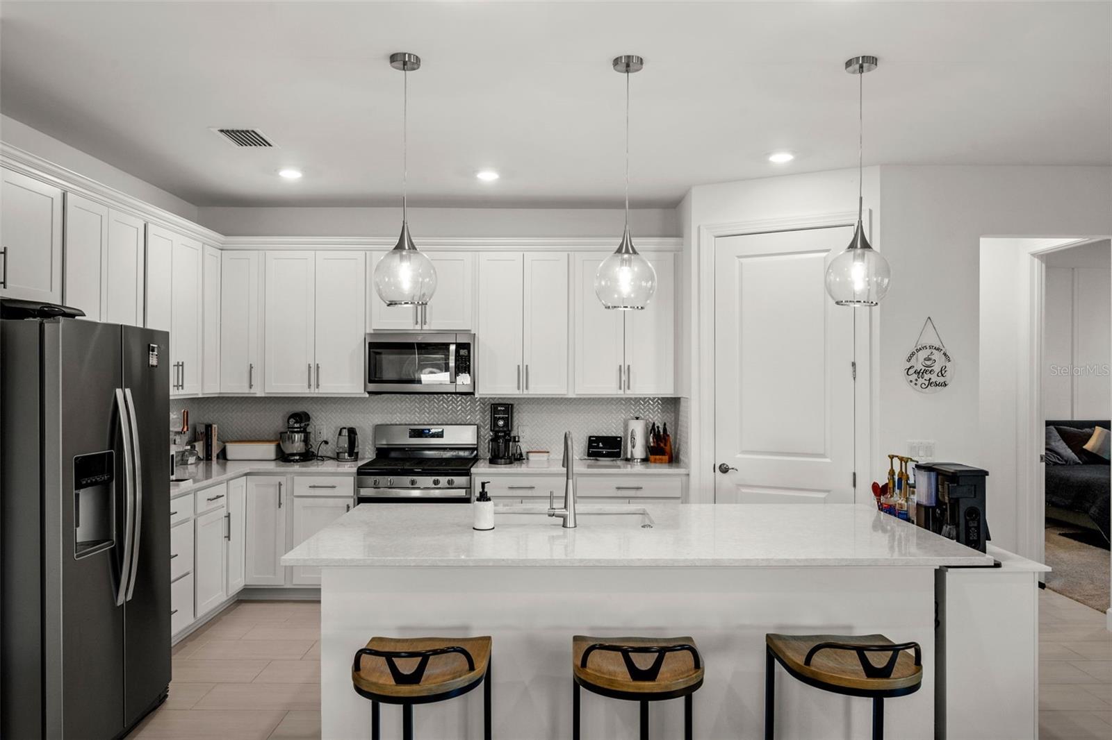 12461 Basalt Ln Property Photo 8