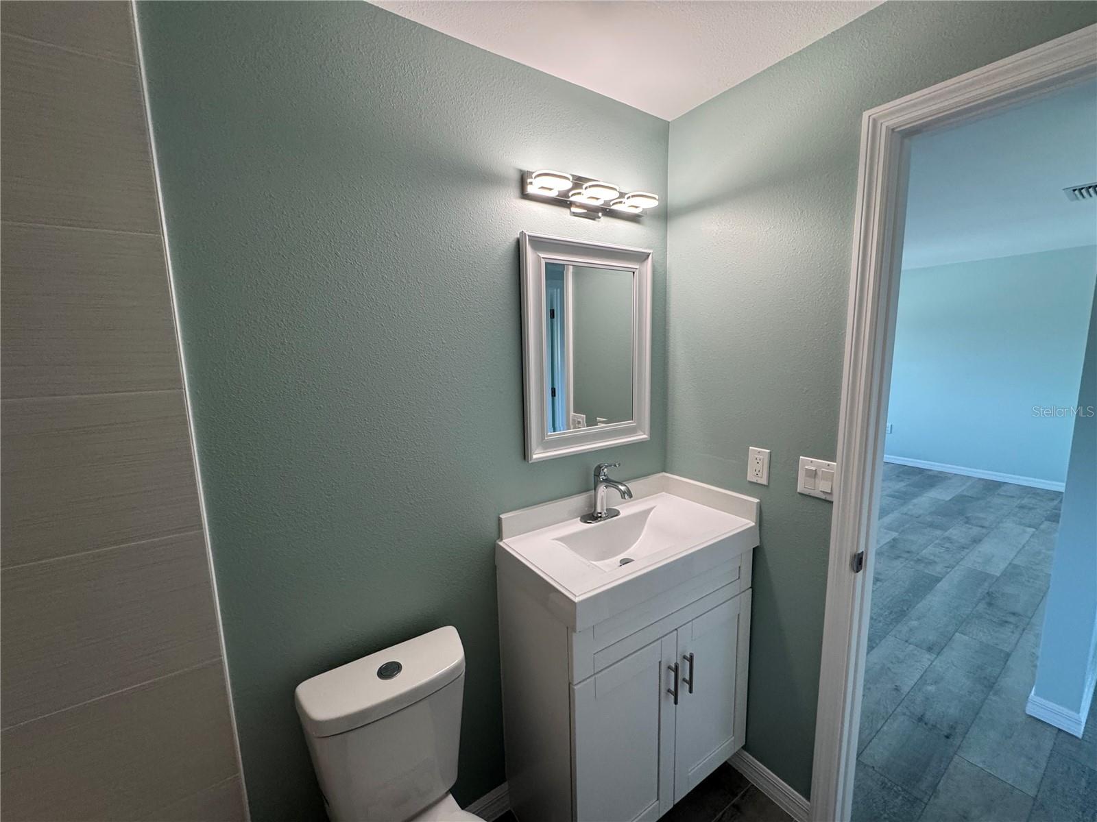 1258 Barbara Dr #202 Property Photo 6