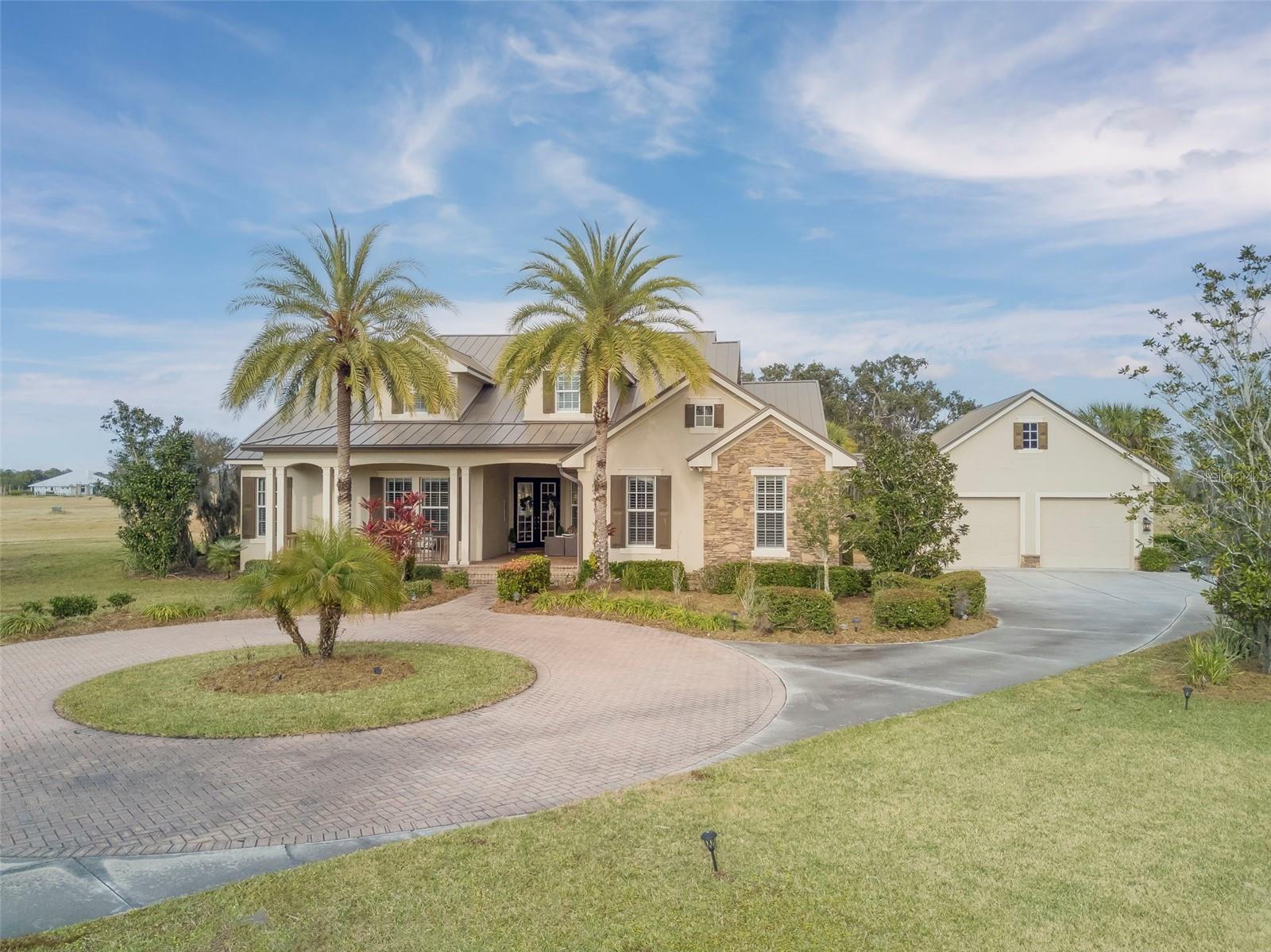 2131 Silk Bay Blvd Property Photo 2