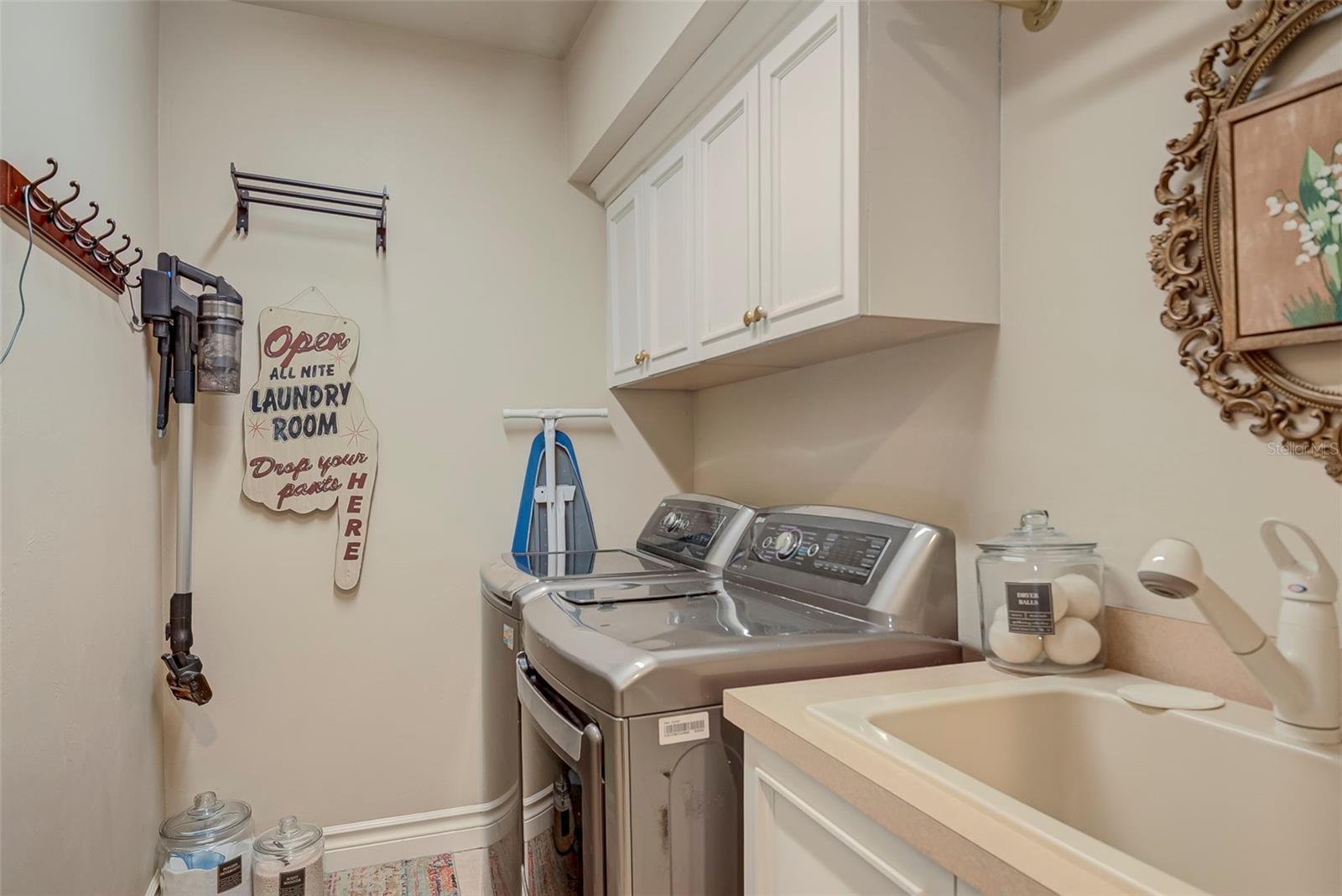 2131 Silk Bay Blvd Property Photo 35