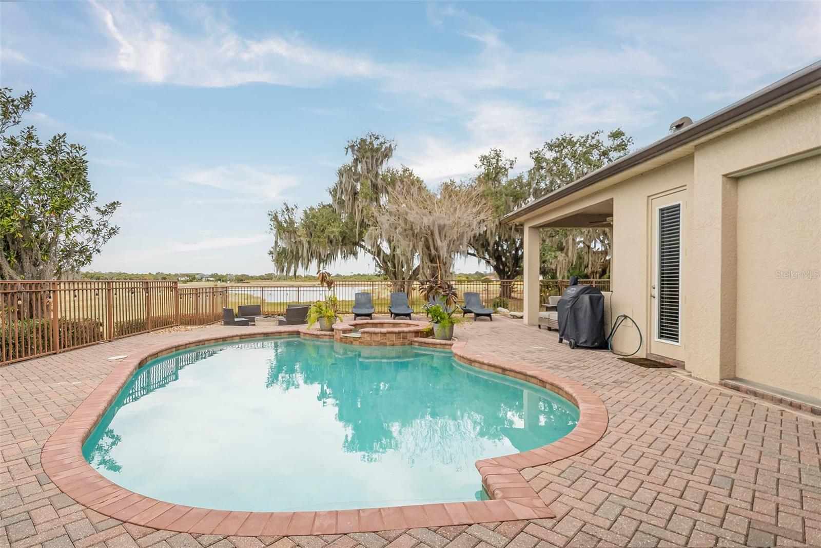 2131 Silk Bay Blvd Property Photo 44